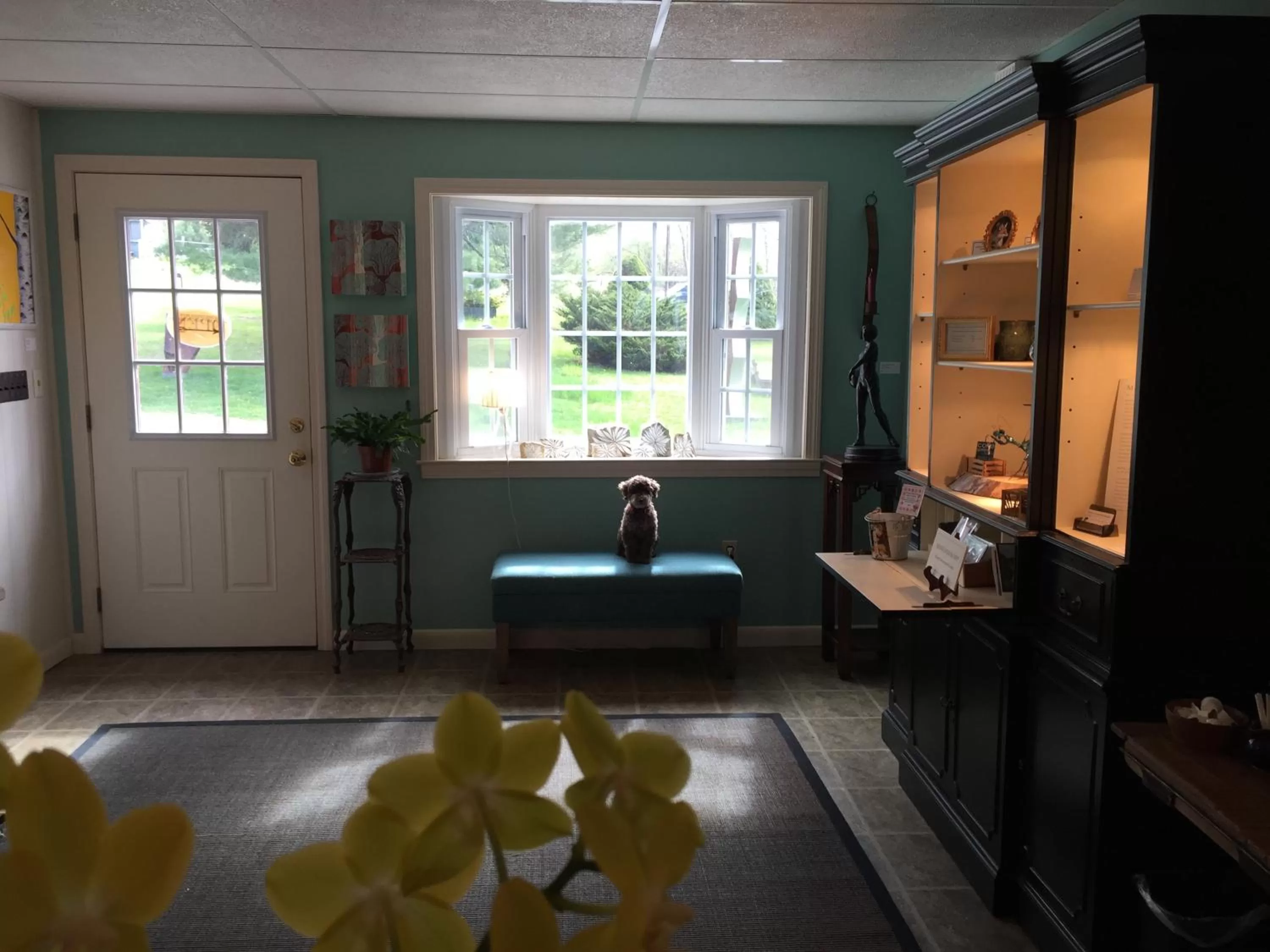 Living room in Harwood Hill Motel