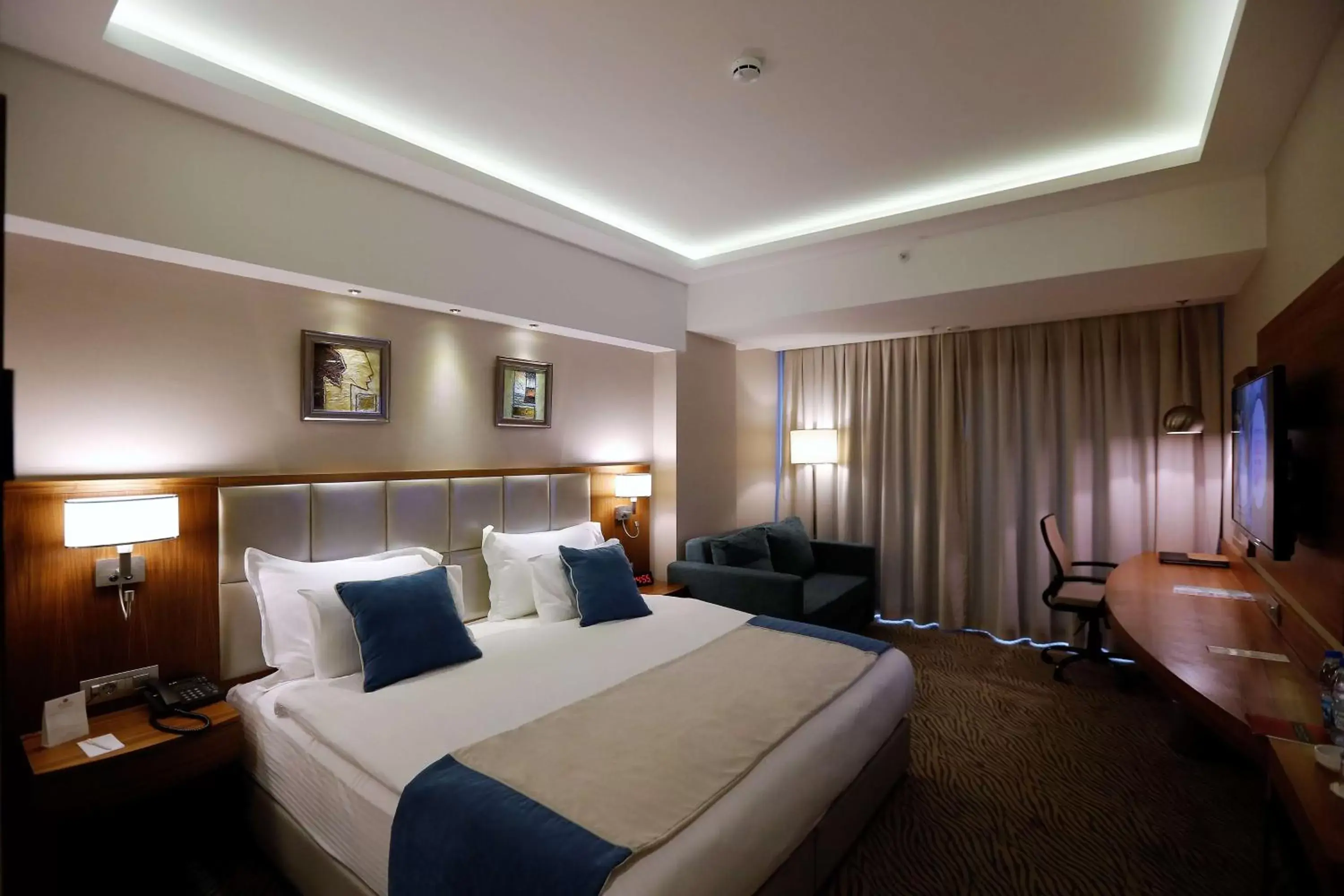 Bedroom, Bed in Best Western Premier Karsiyaka Convention & Spa Hotel