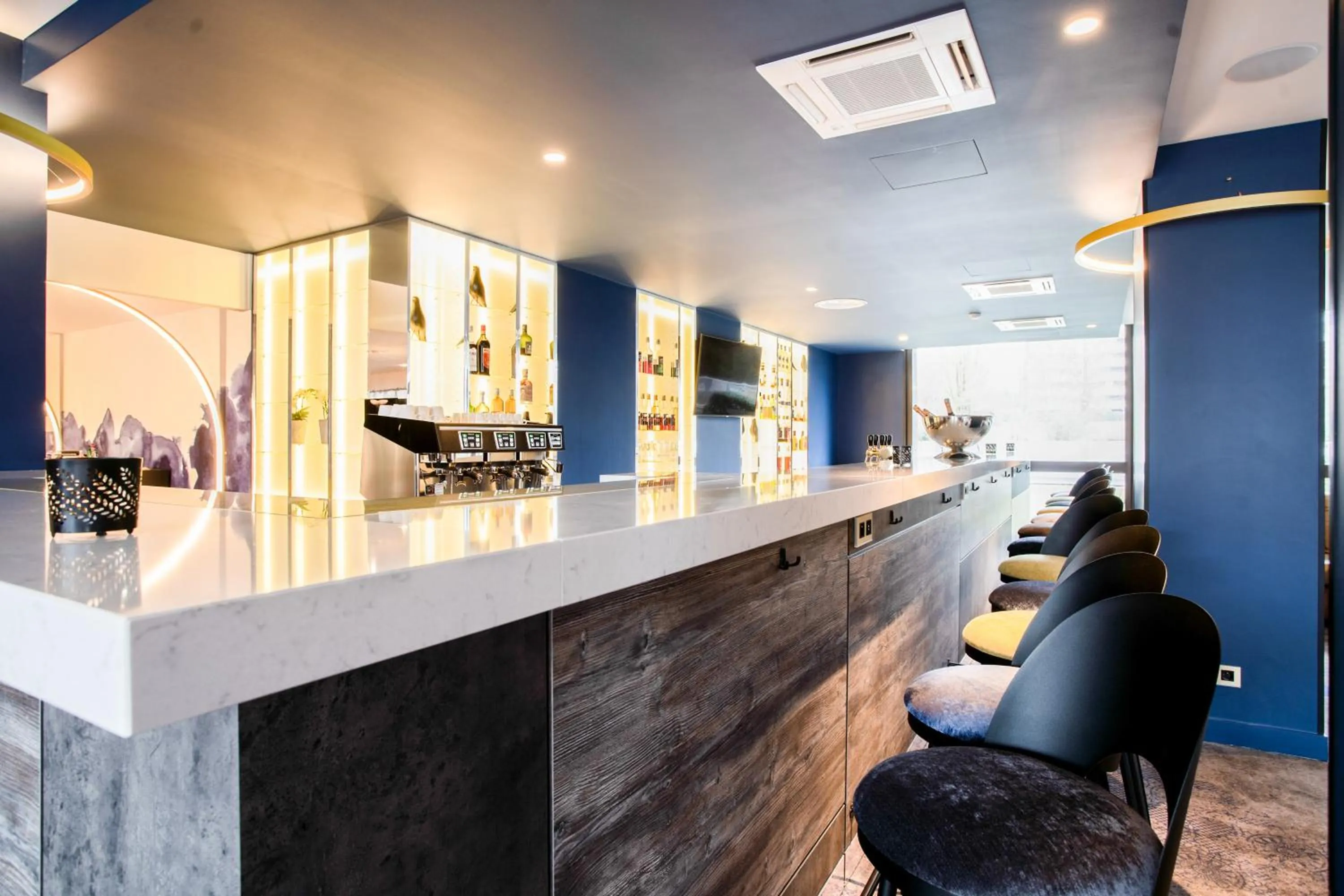 Lounge or bar, Lounge/Bar in Park & Suites Elégance Genève-Ferney Voltaire