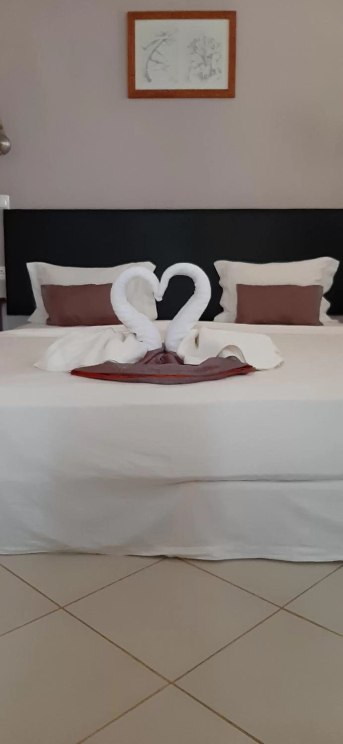 Bed in Atlantic Maio Hotel