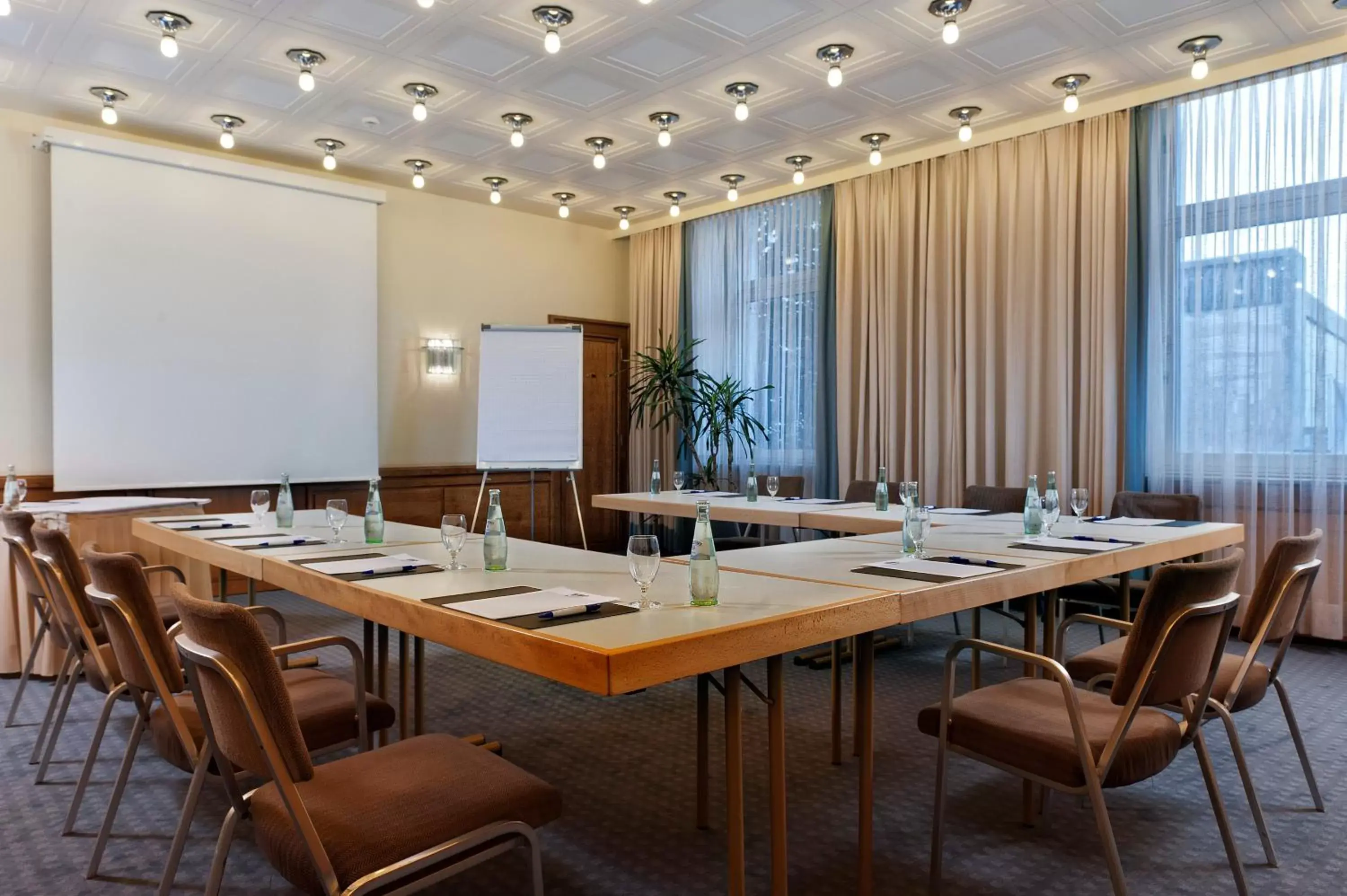 Business facilities in Wyndham Duisburger Hof