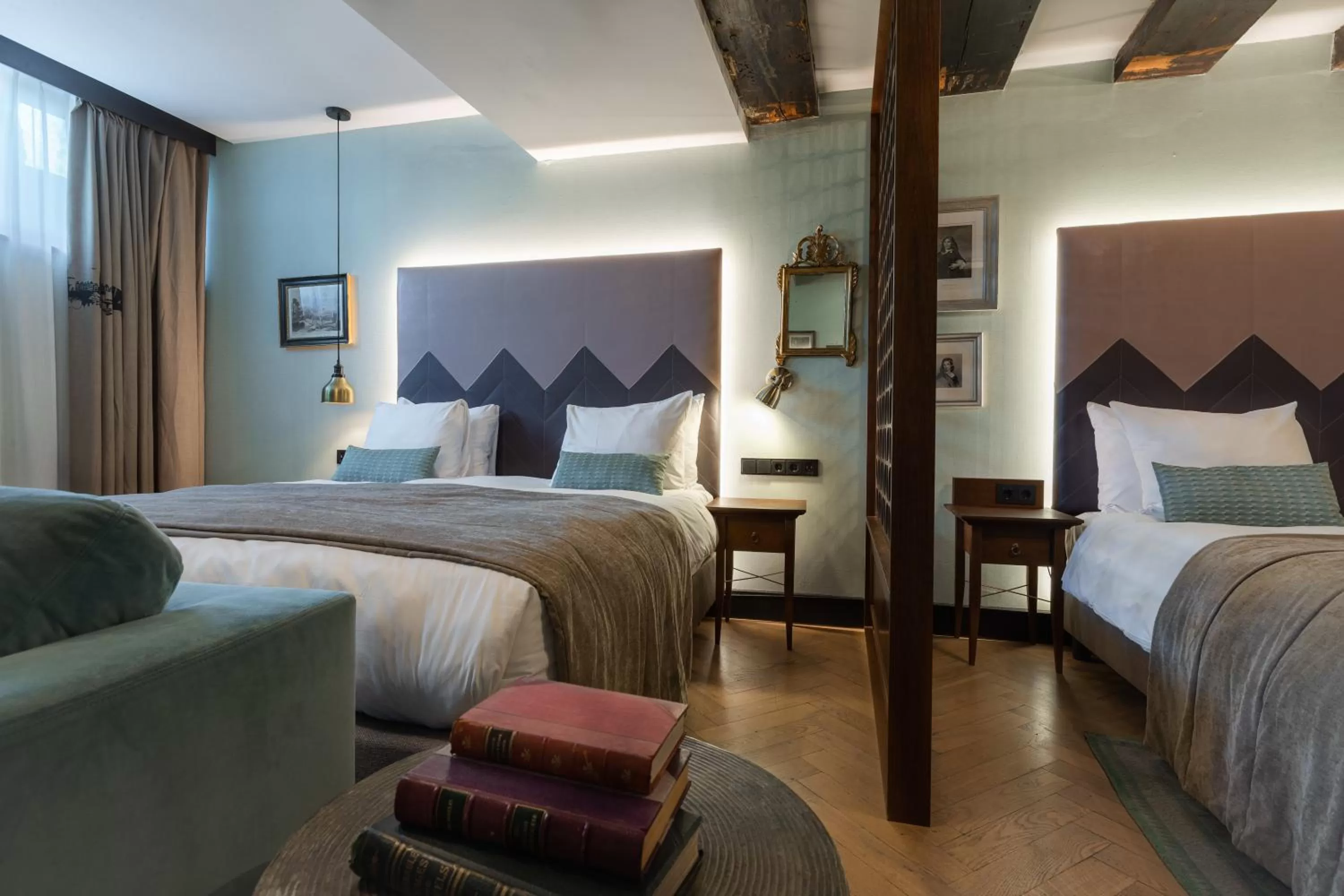 Bedroom, Bed in The Hendrick's Hotel