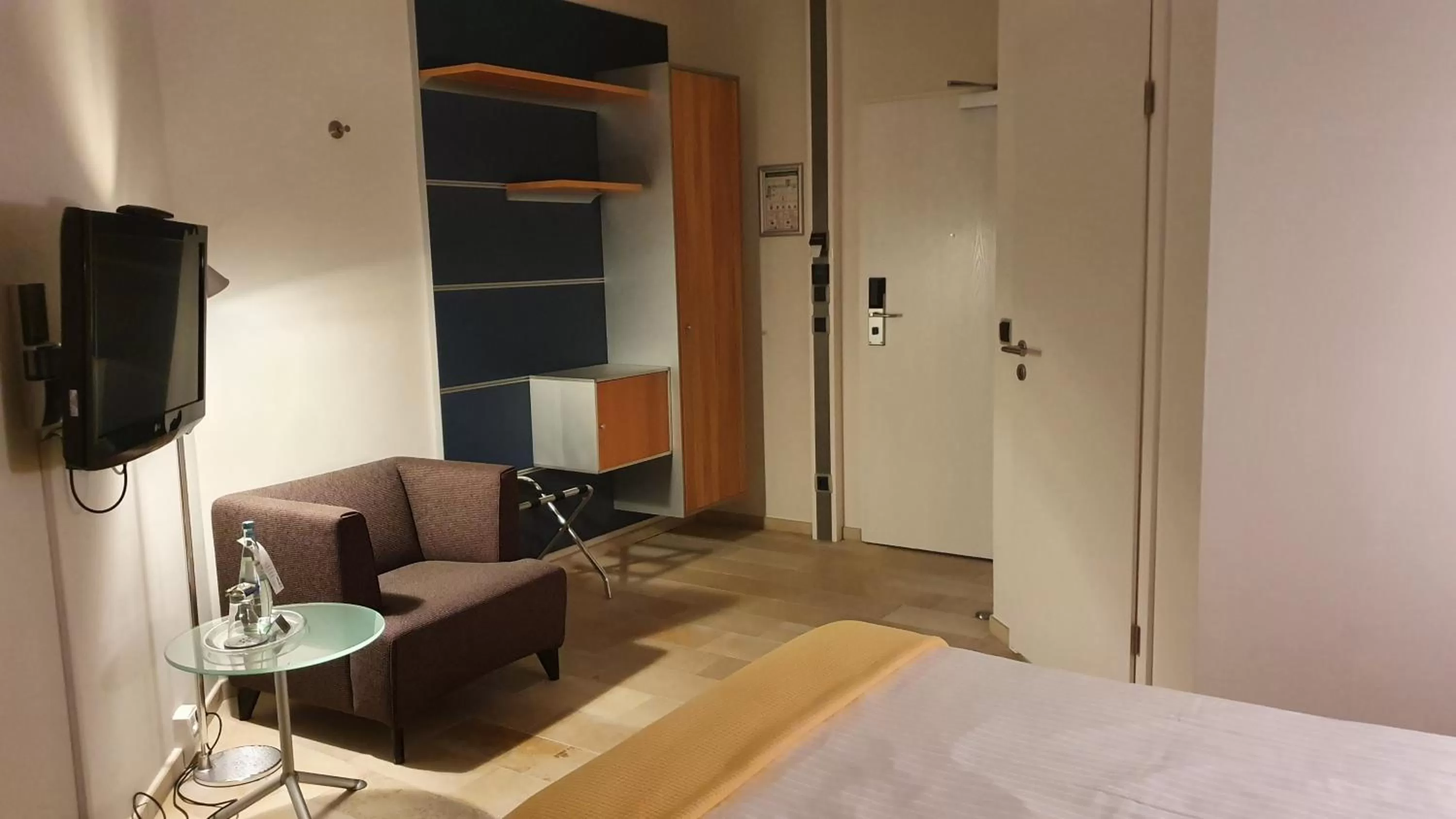 Photo of the whole room, Bed in Domaine Leidinger