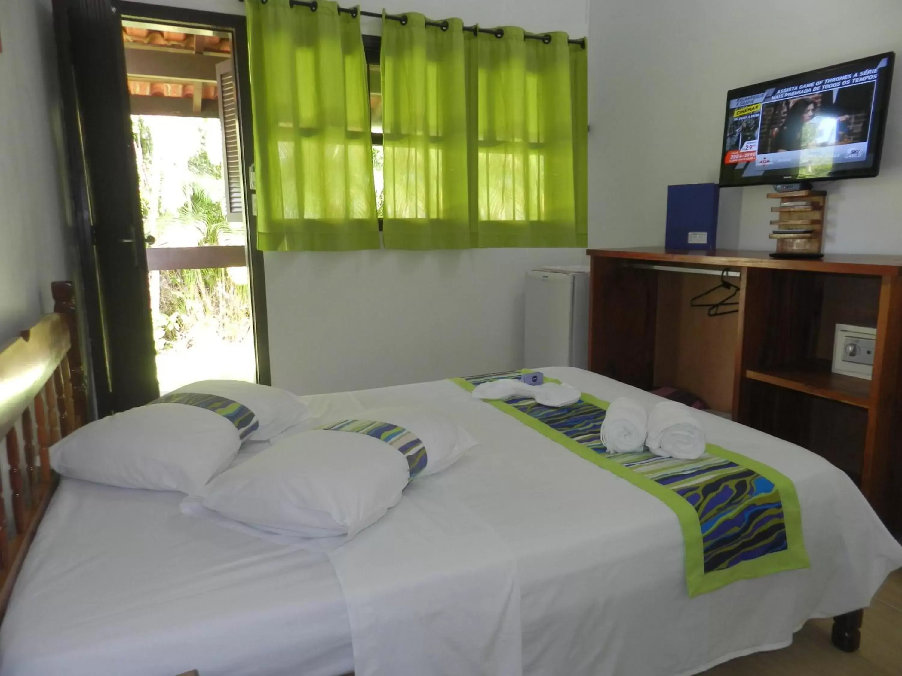 Suite with Balcony in Hotel Bosques do Massaguaçu Suite with Balcony in Hotel Bosques do Massaguaçu