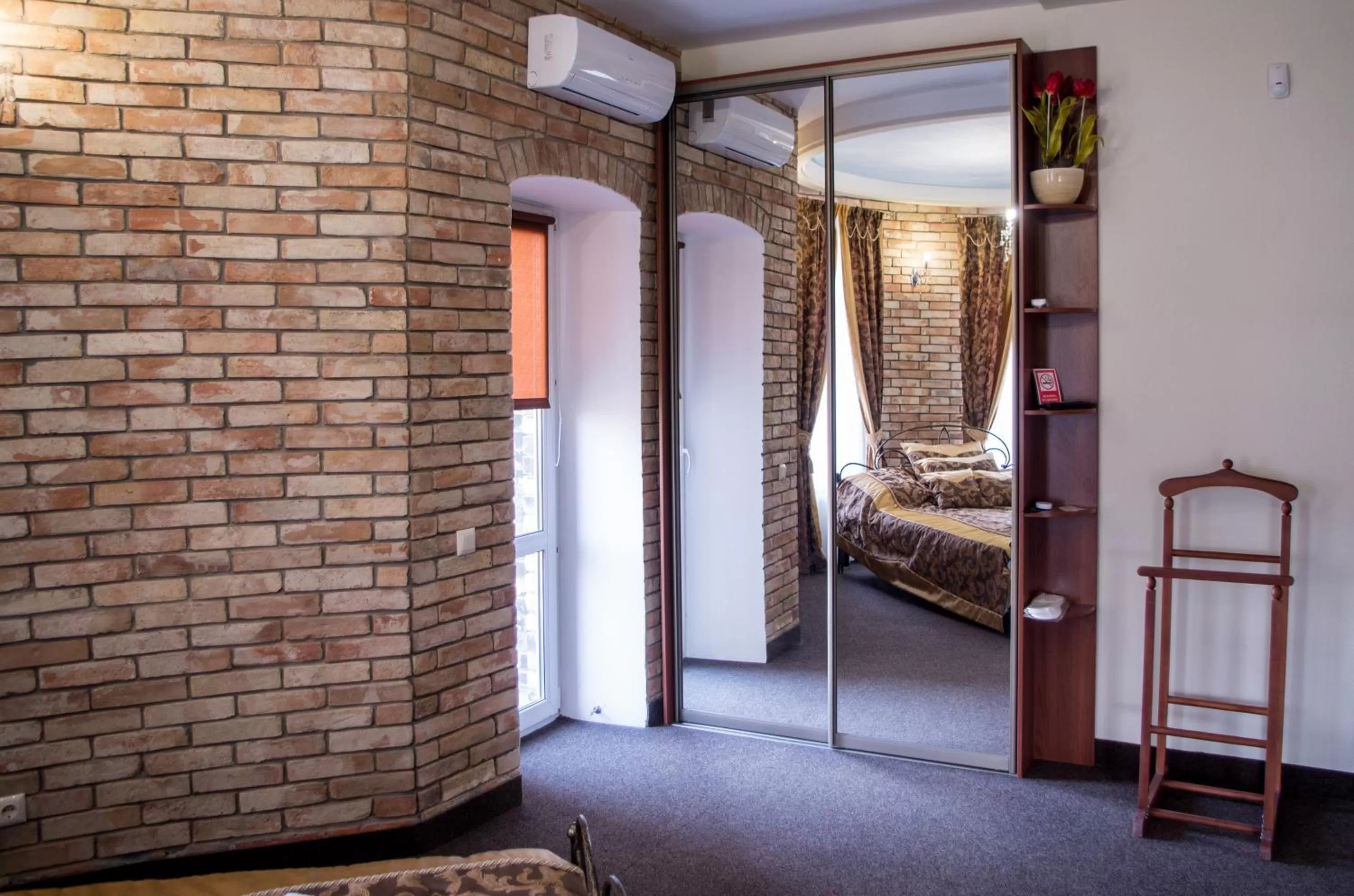 Area and facilities, Bed in Ermitazh Hotel Complex