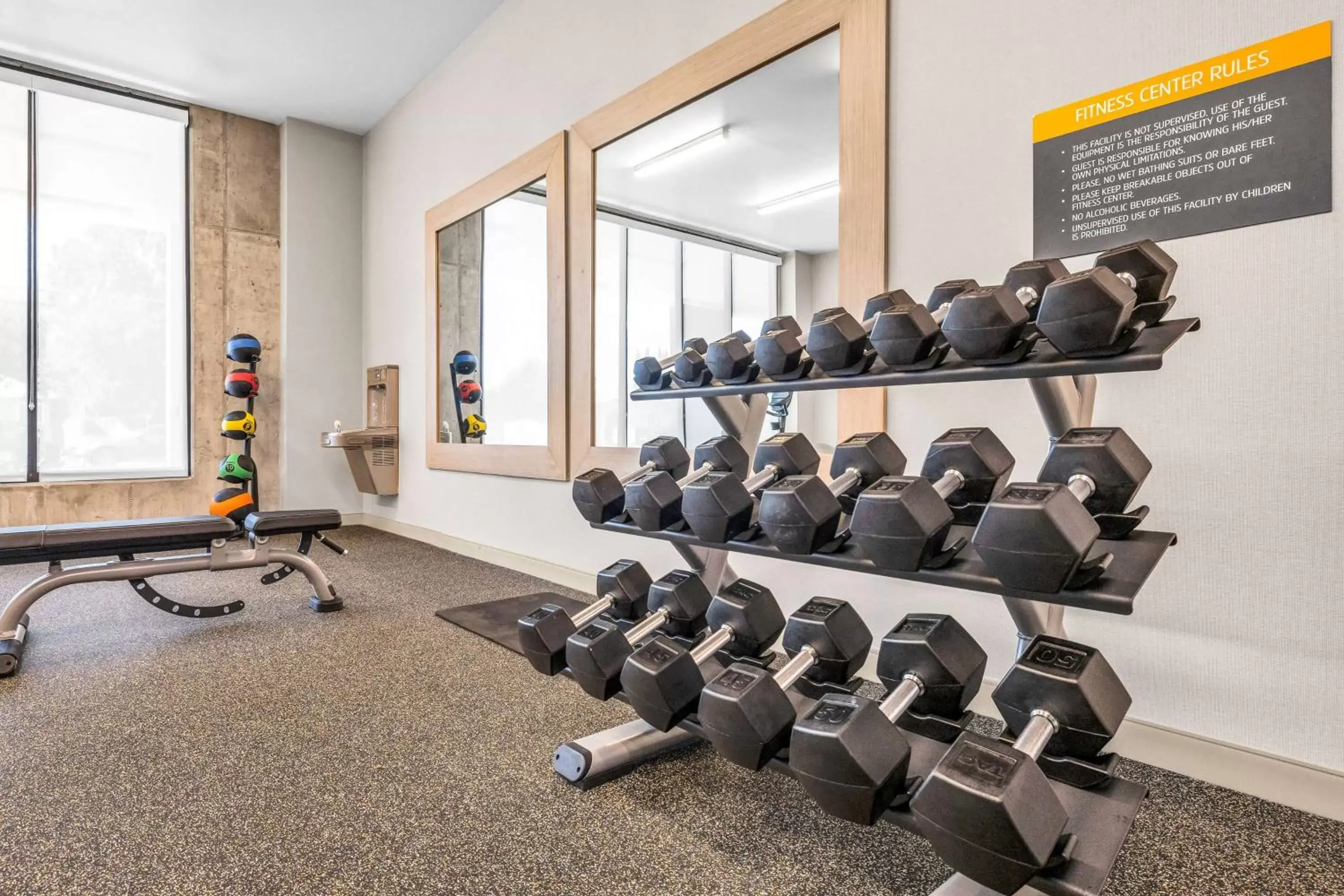 Fitness centre/facilities, Fitness Center/Facilities in La Quinta Inn & Suites by Wyndham San Jose Silicon Valley