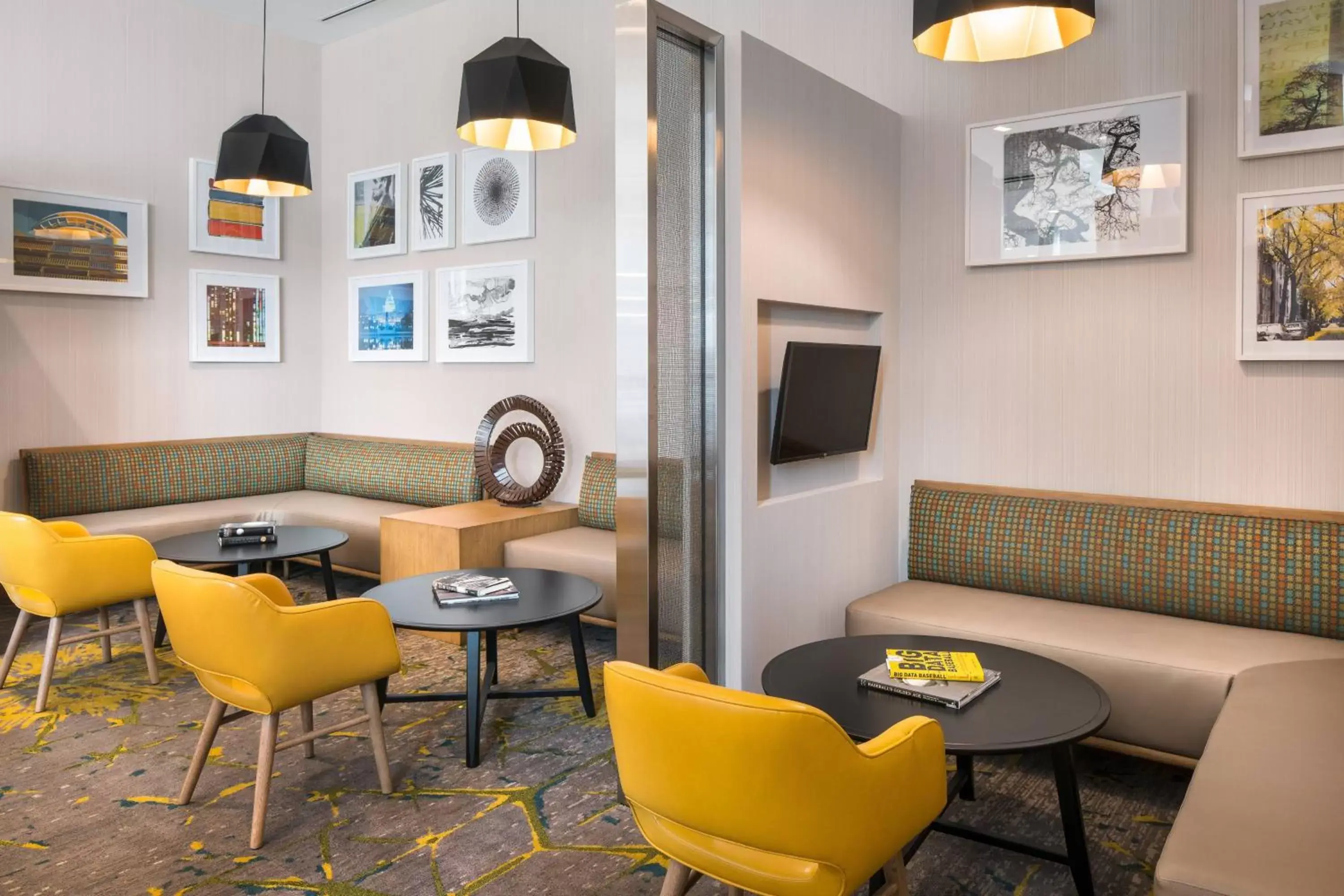 Lobby or reception, Seating Area in Residence Inn Washington Capitol Hill/Navy Yard