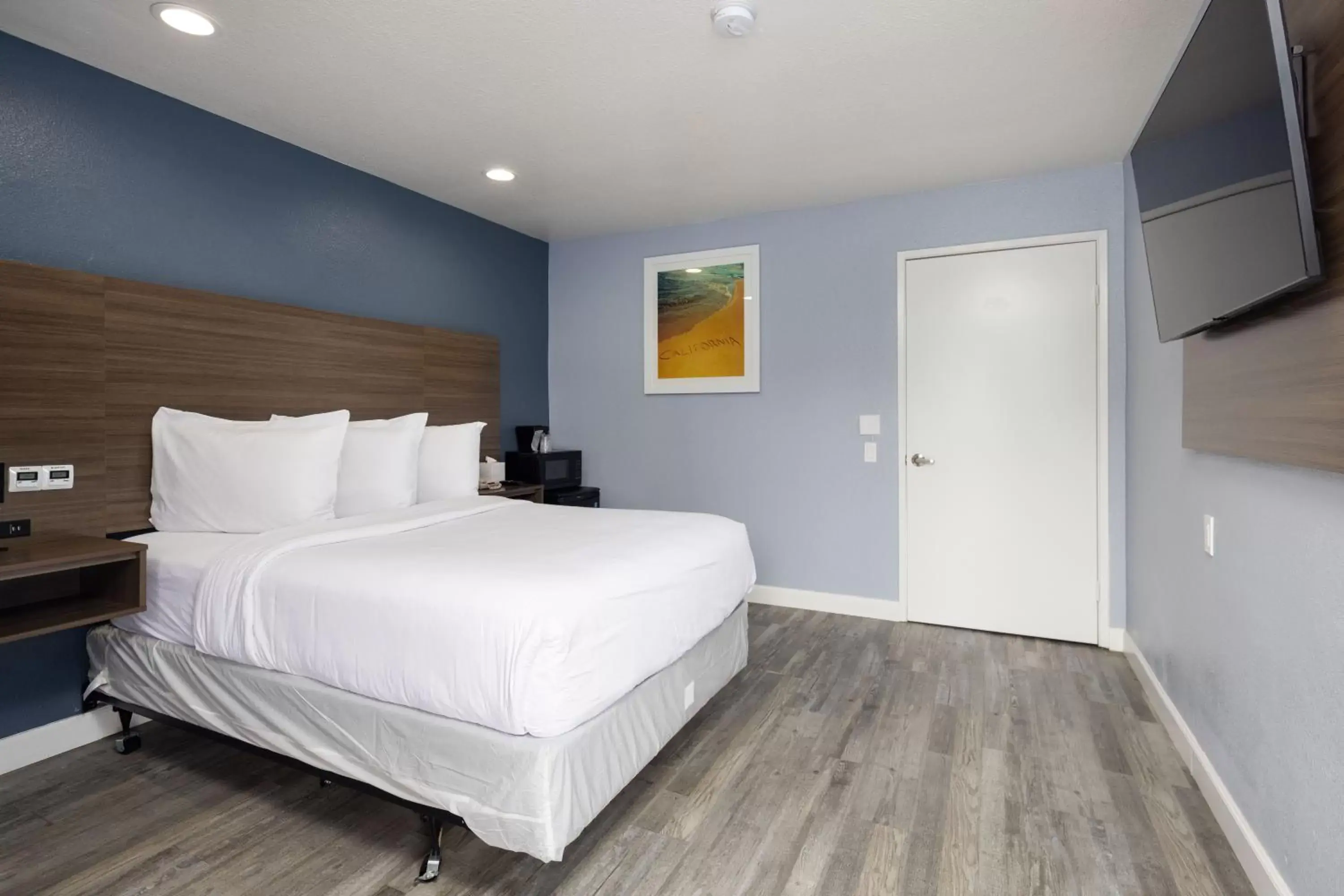 Single Room - Disability Access - Non-Smoking in Pismo View Inn