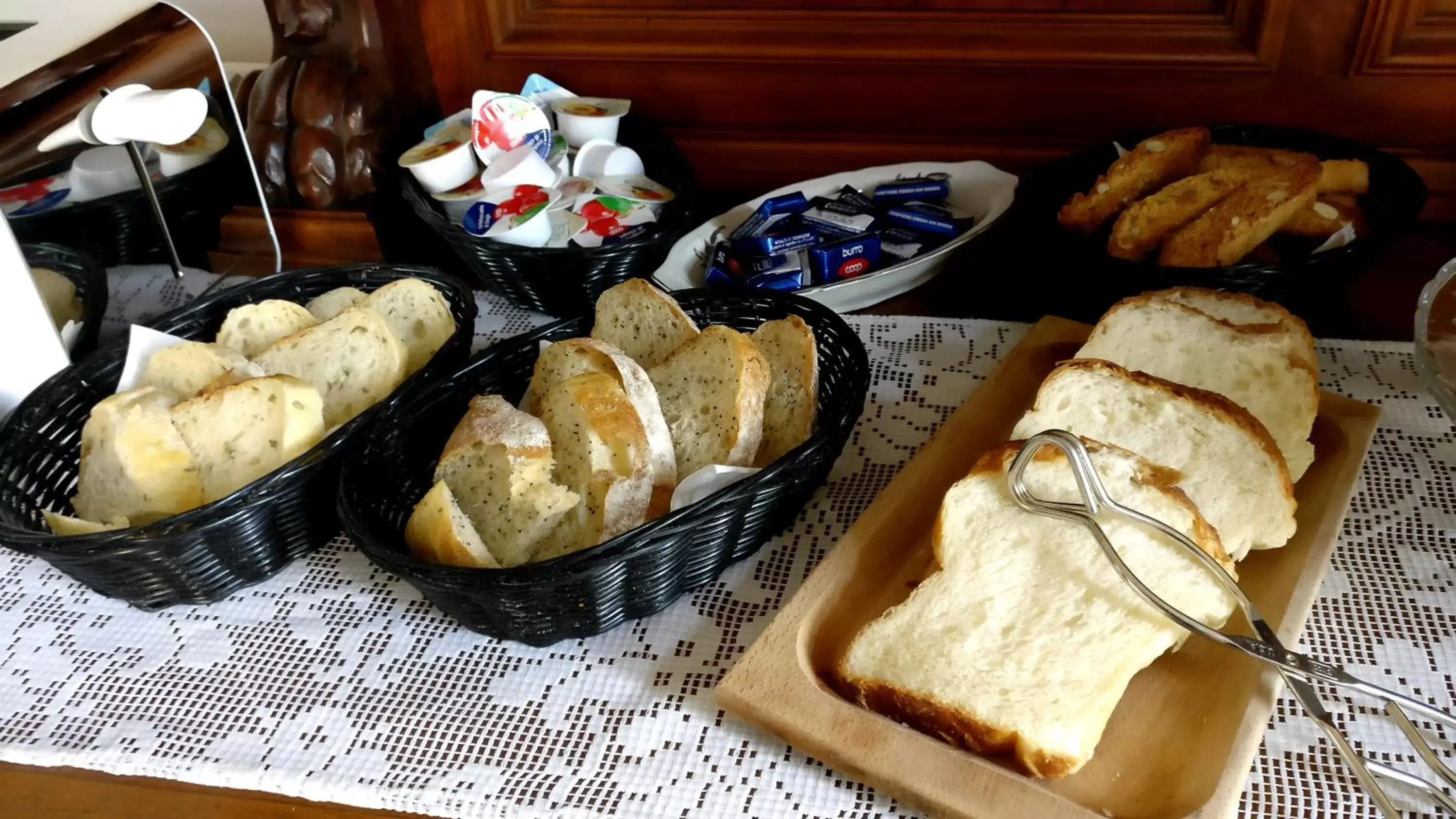 Continental breakfast in La Chicca B&B Siena