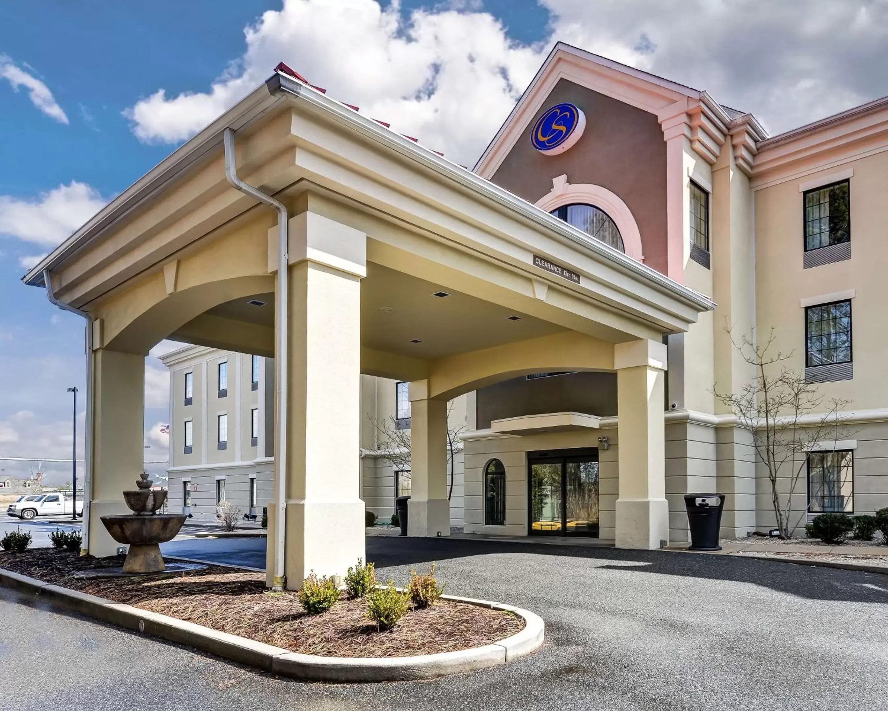 Property building in Comfort Suites Ocean City West