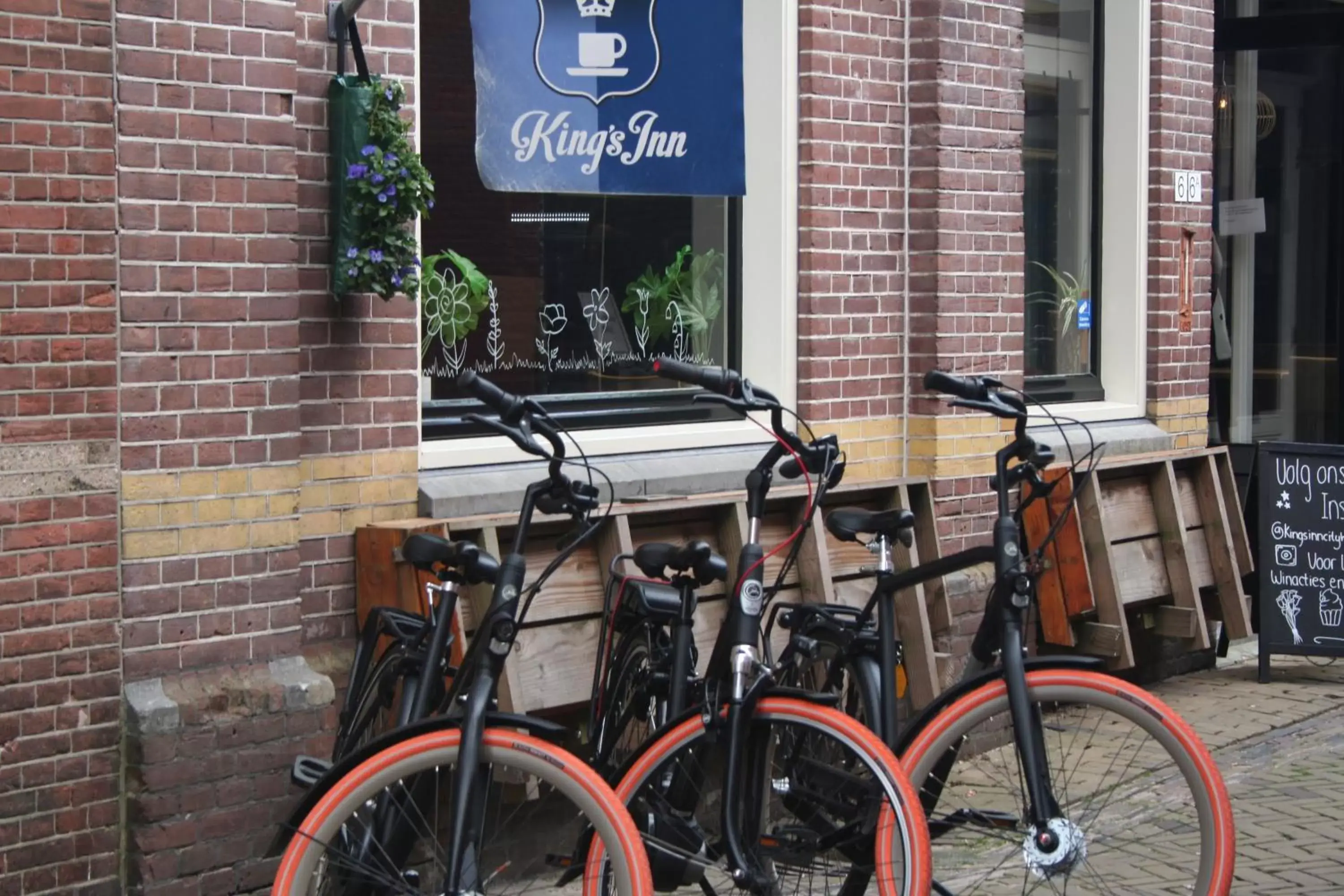 Cycling in Kings Inn City Hotel Alkmaar