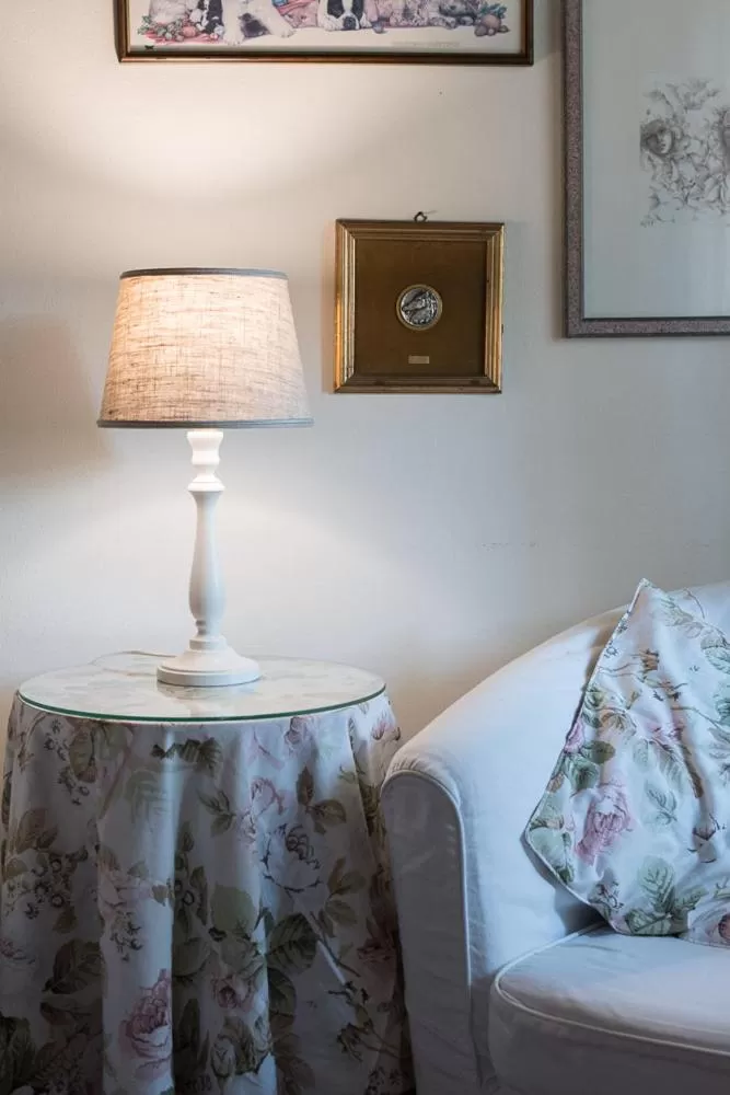 Other, Bed in B&B Arivellini