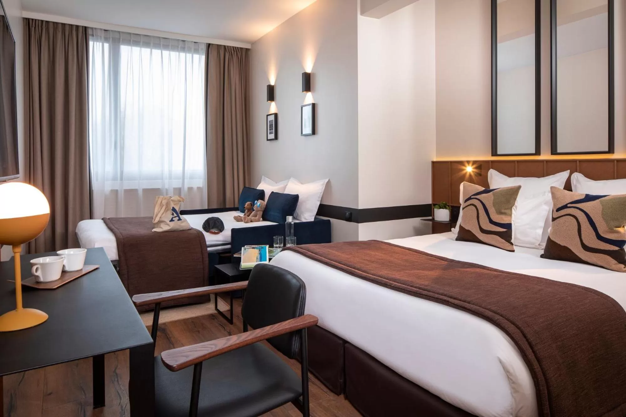 Bed in Hôtel du Port