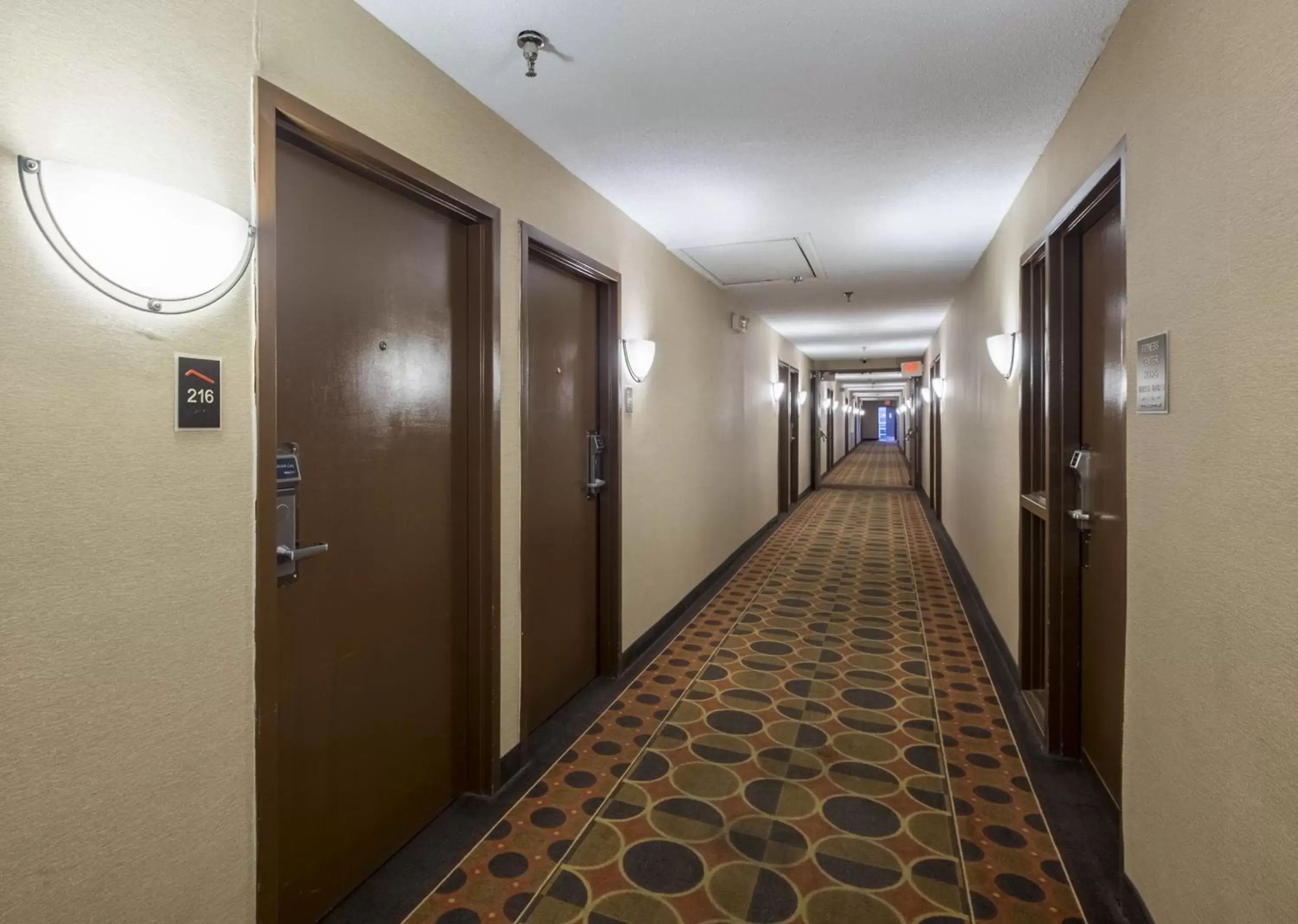 Decorative detail in Red Roof Inn & Suites Cincinnati North-Mason