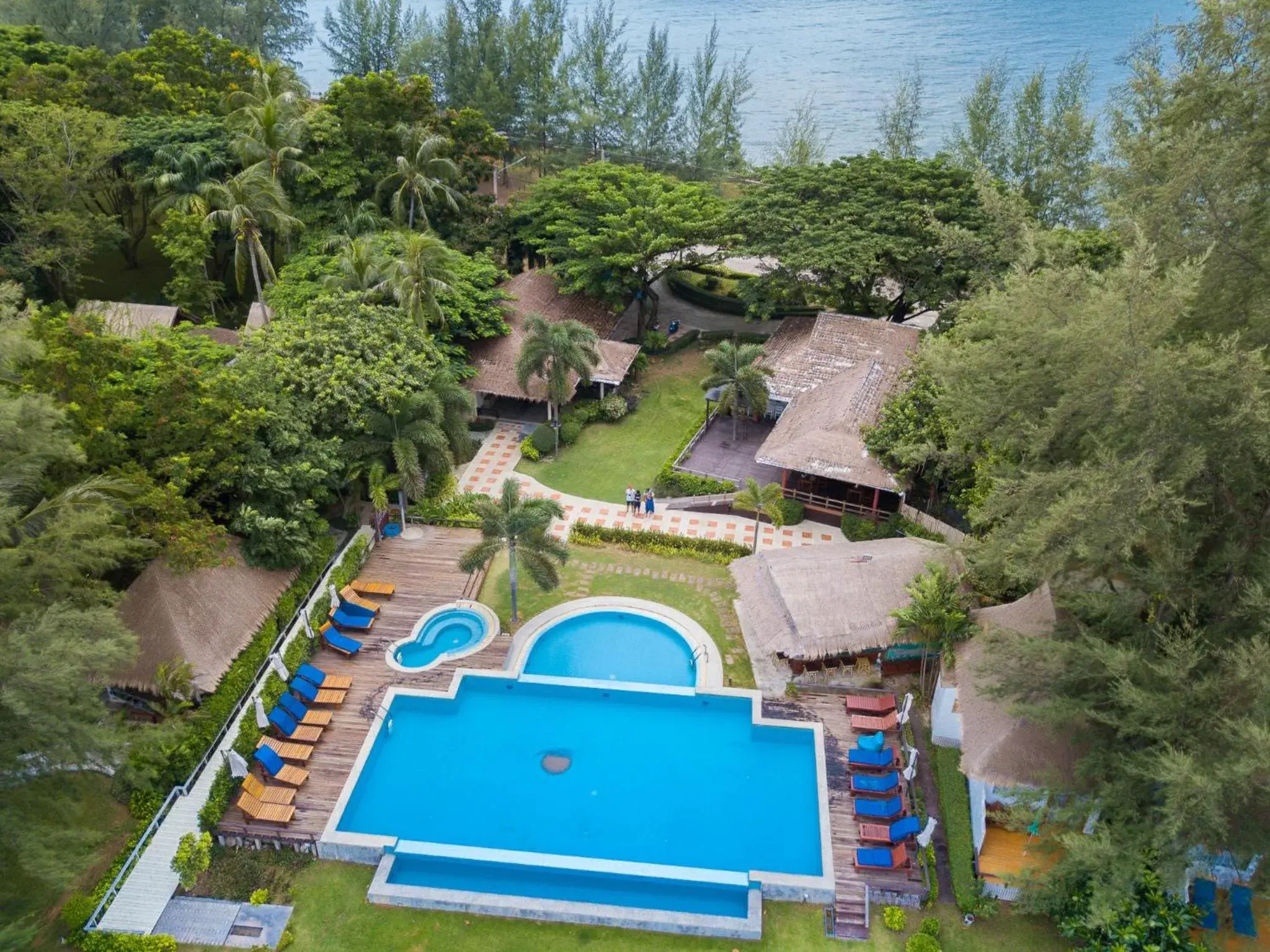 Swimming pool, Pool View in Twin Bay Resort - SHA Extra Plus