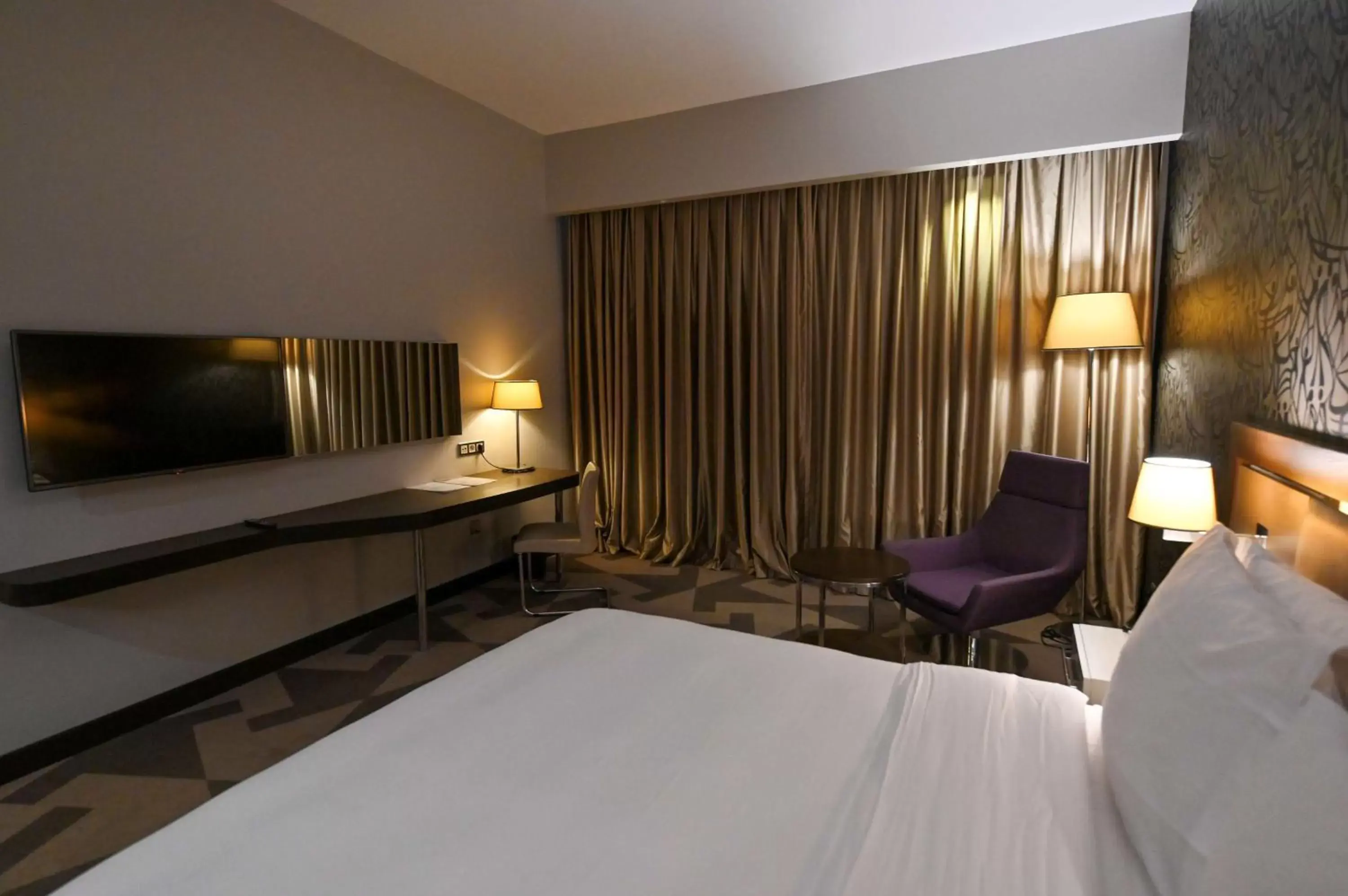 Bed in Radisson Blu Hotel, Abidjan Airport