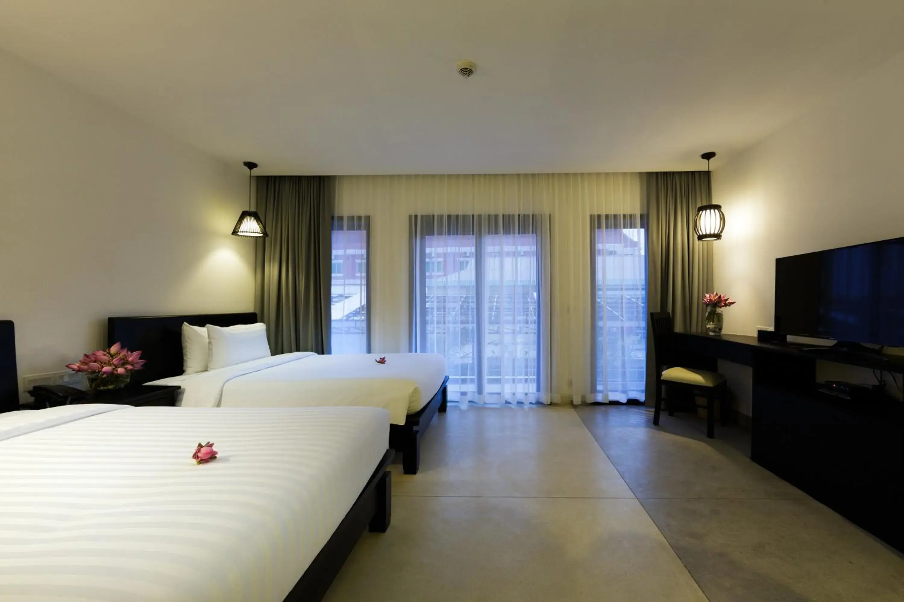 Photo of the whole room, Bed in Aroma Angkor Boutique Hotel