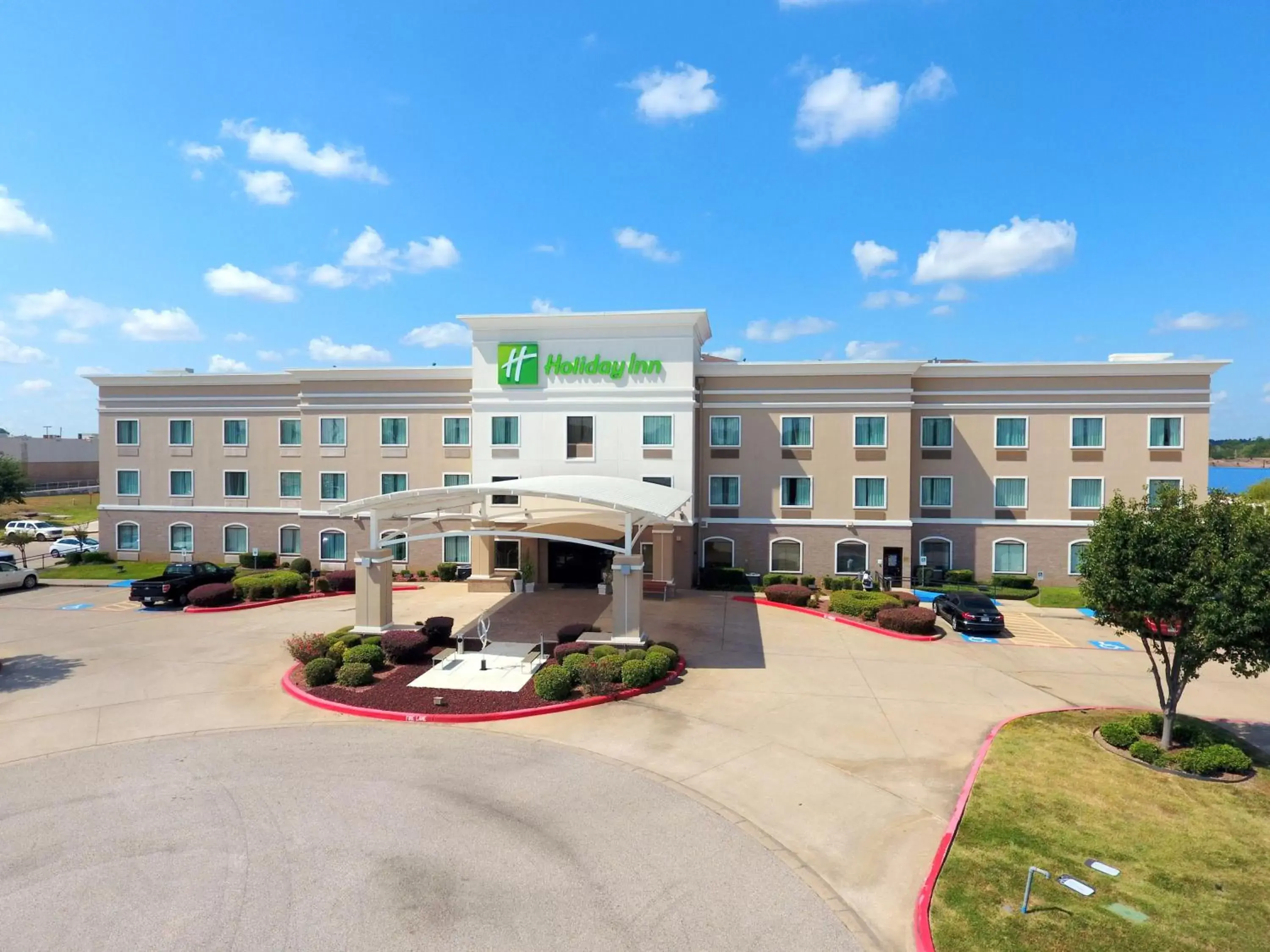 Property Building in Holiday Inn Longview - North, an IHG Hotel