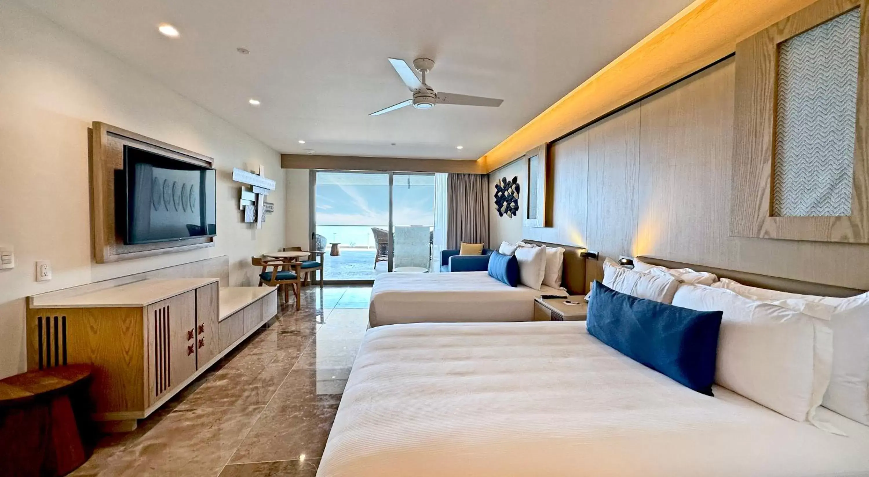 Bedroom in Royalton Splash Riviera Cancun, An Autograph Collection All-Inclusive Resort