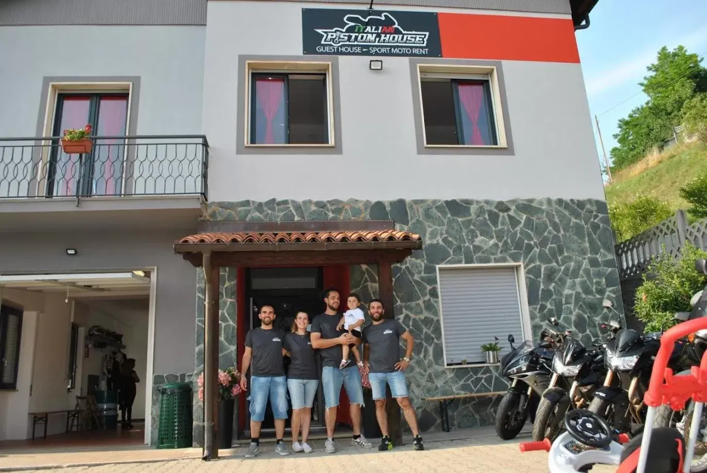 Facade/entrance in Italian Piston House Sport Moto Rent
