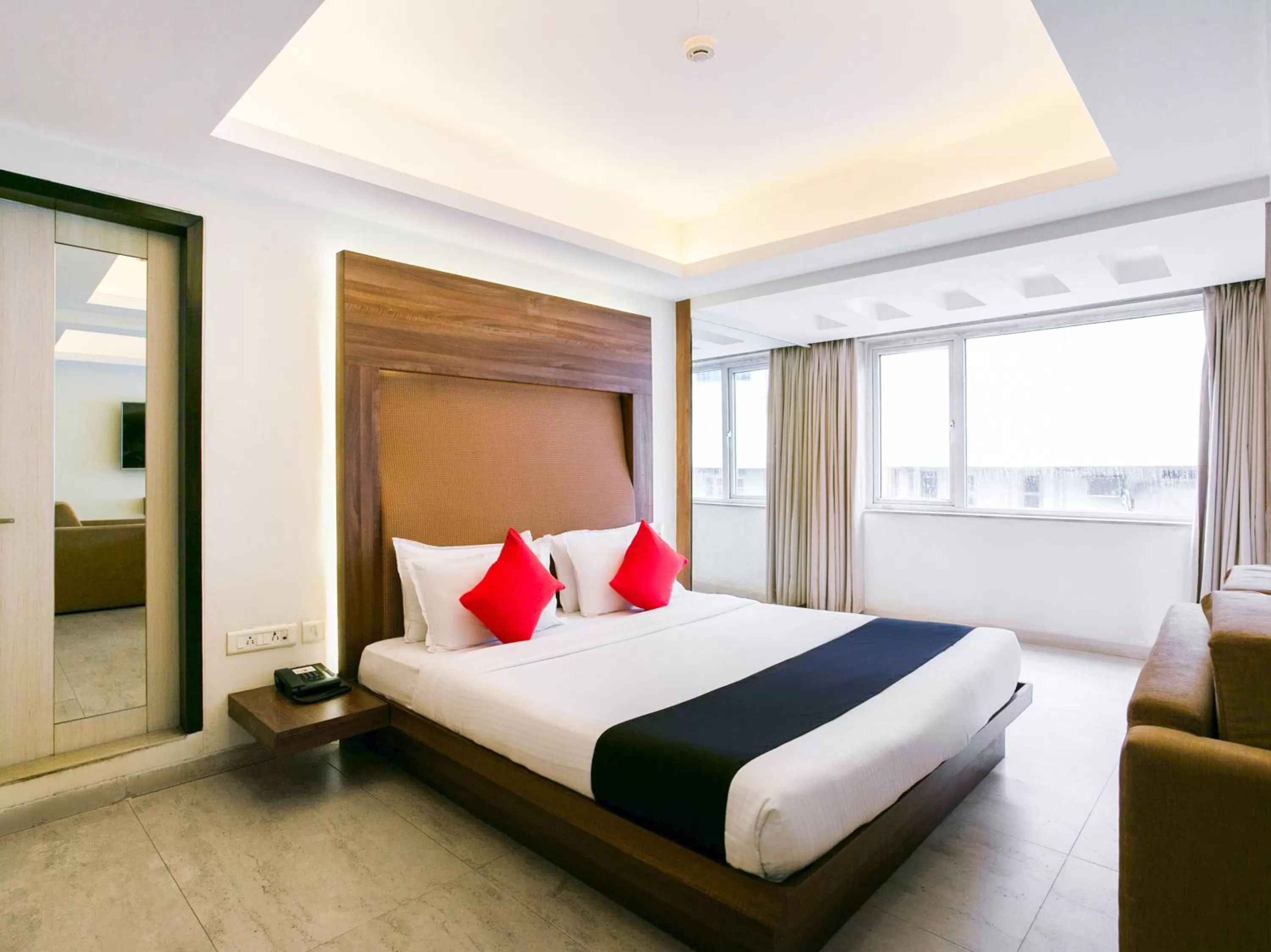 Bedroom, Bed in The Roa Hotel