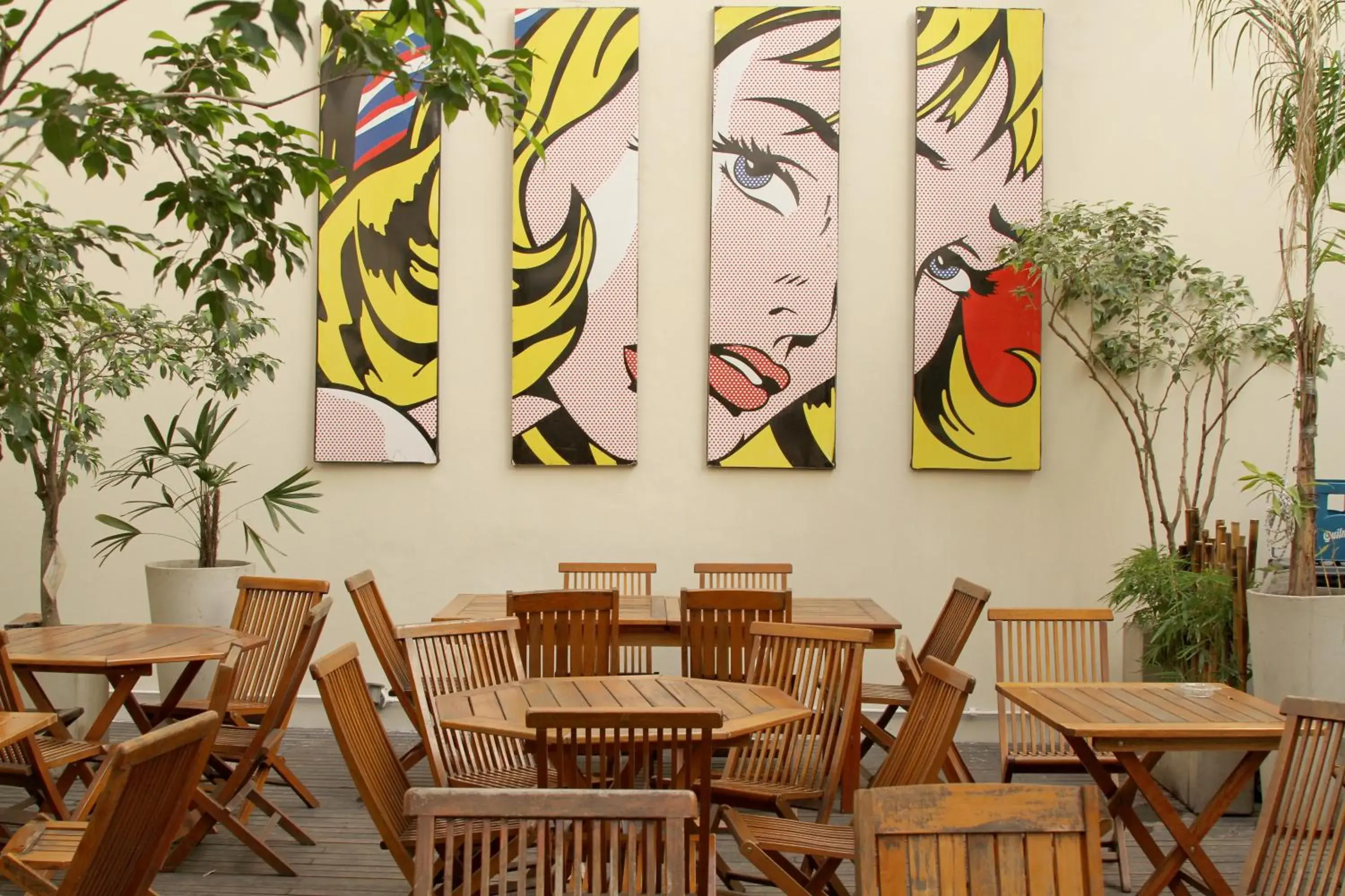 Patio, Restaurant/Places to Eat in America Del Sur Hostel Buenos Aires