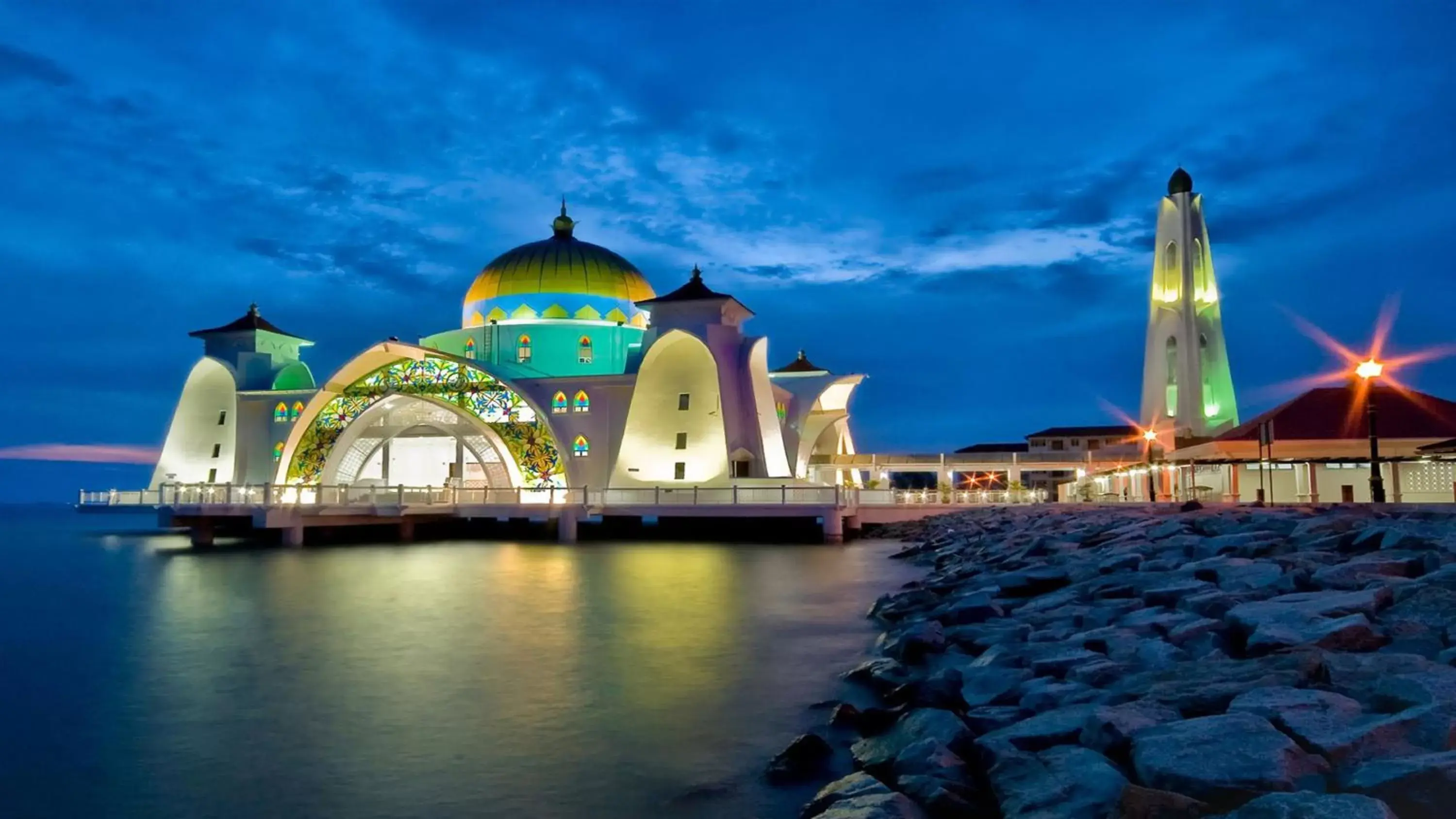 Nearby landmark in Swan Garden Resort Hotel