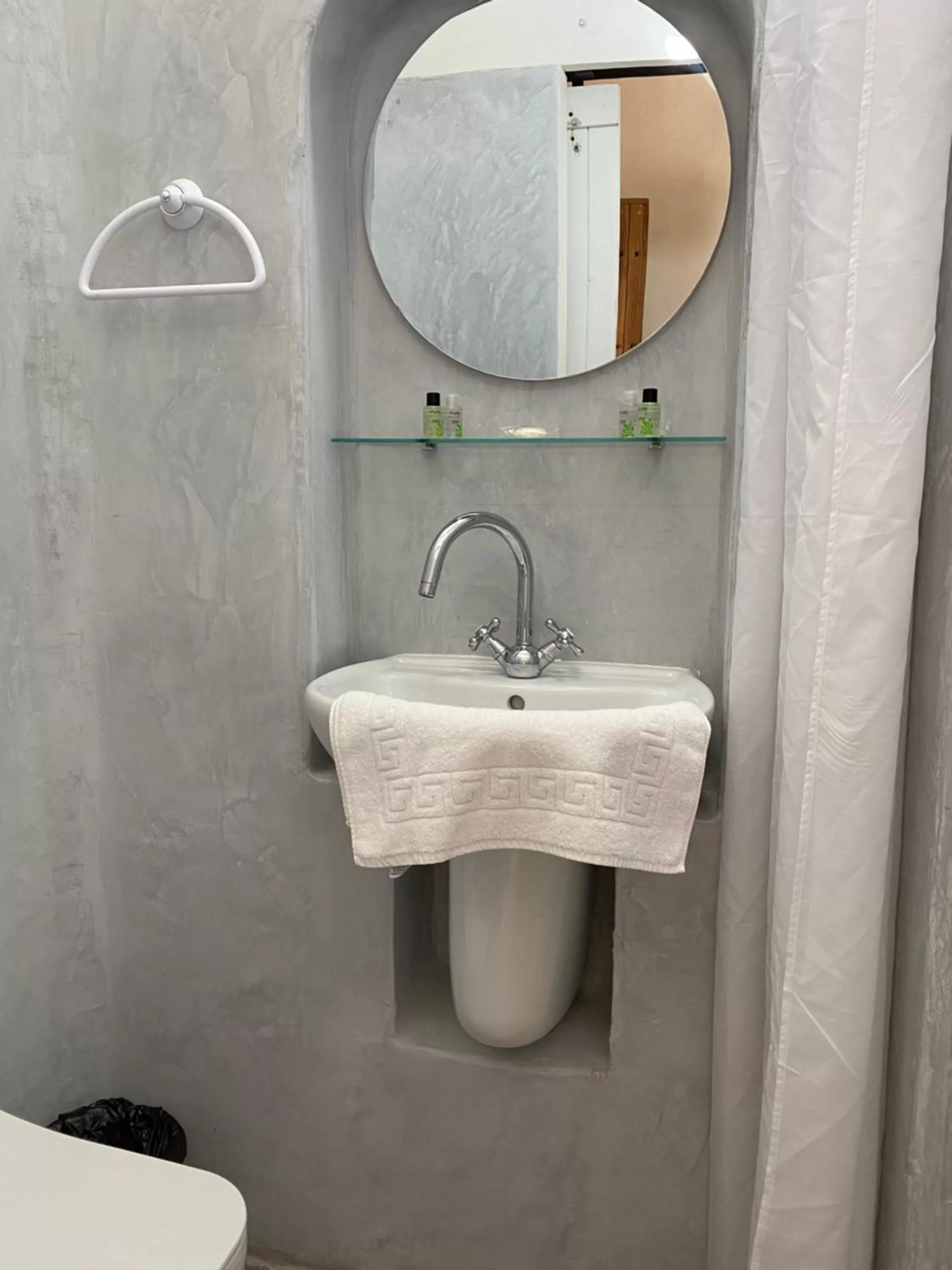 Bathroom in Djerba Authentique