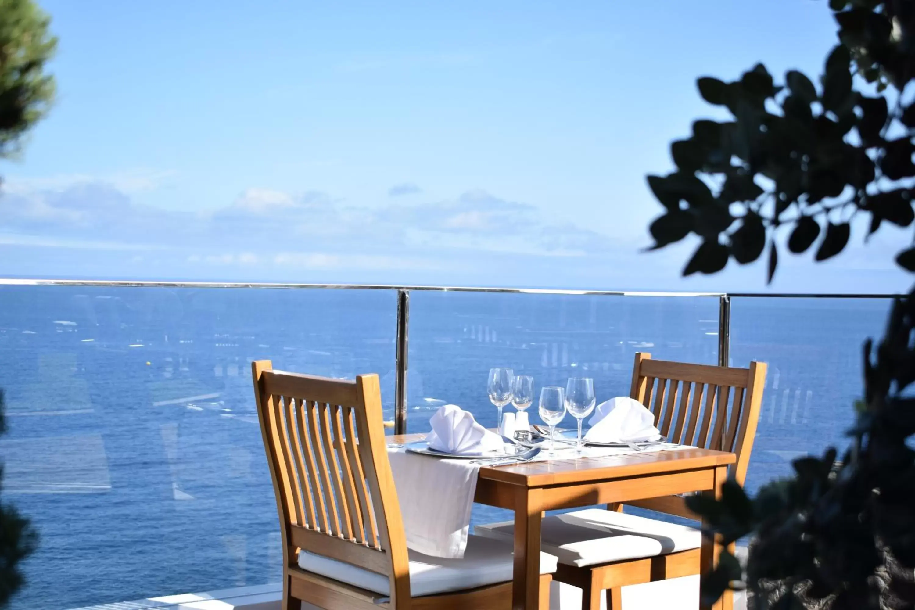 Restaurant/places to eat in Madeira Regency Cliff - Adults Only