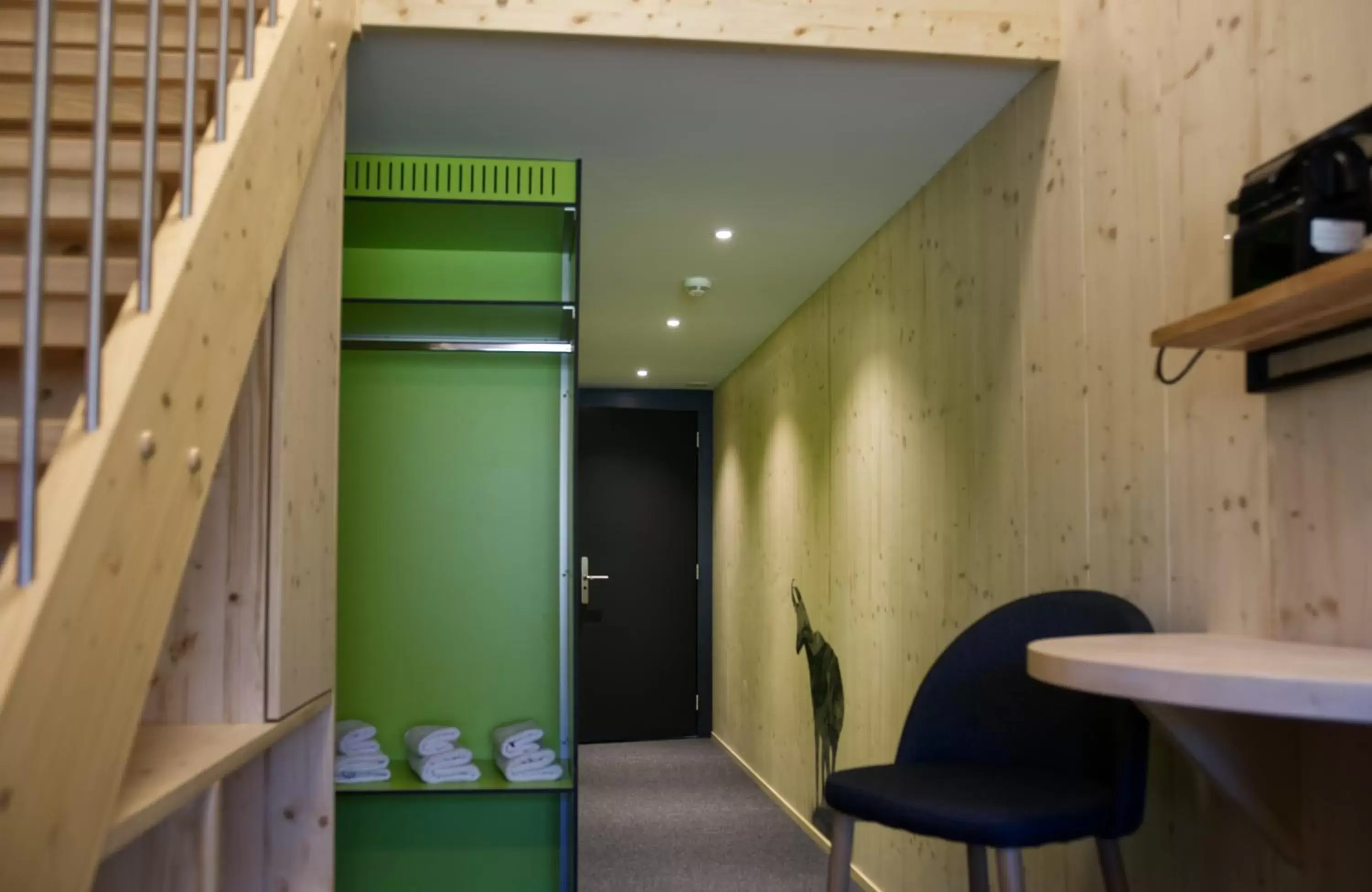 Quadruple Room with Mountain View in Frutt Living Quadruple Room with Mountain View in Frutt Living