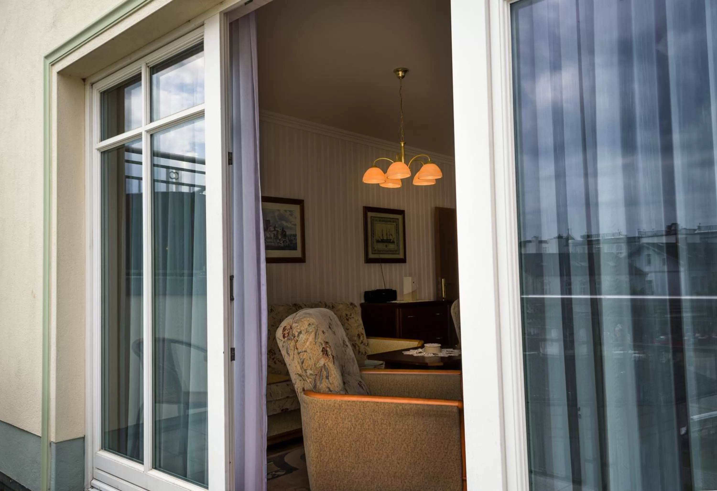 Photo of the whole room, Seating Area in Hotel Meereswelle - Anno 1875