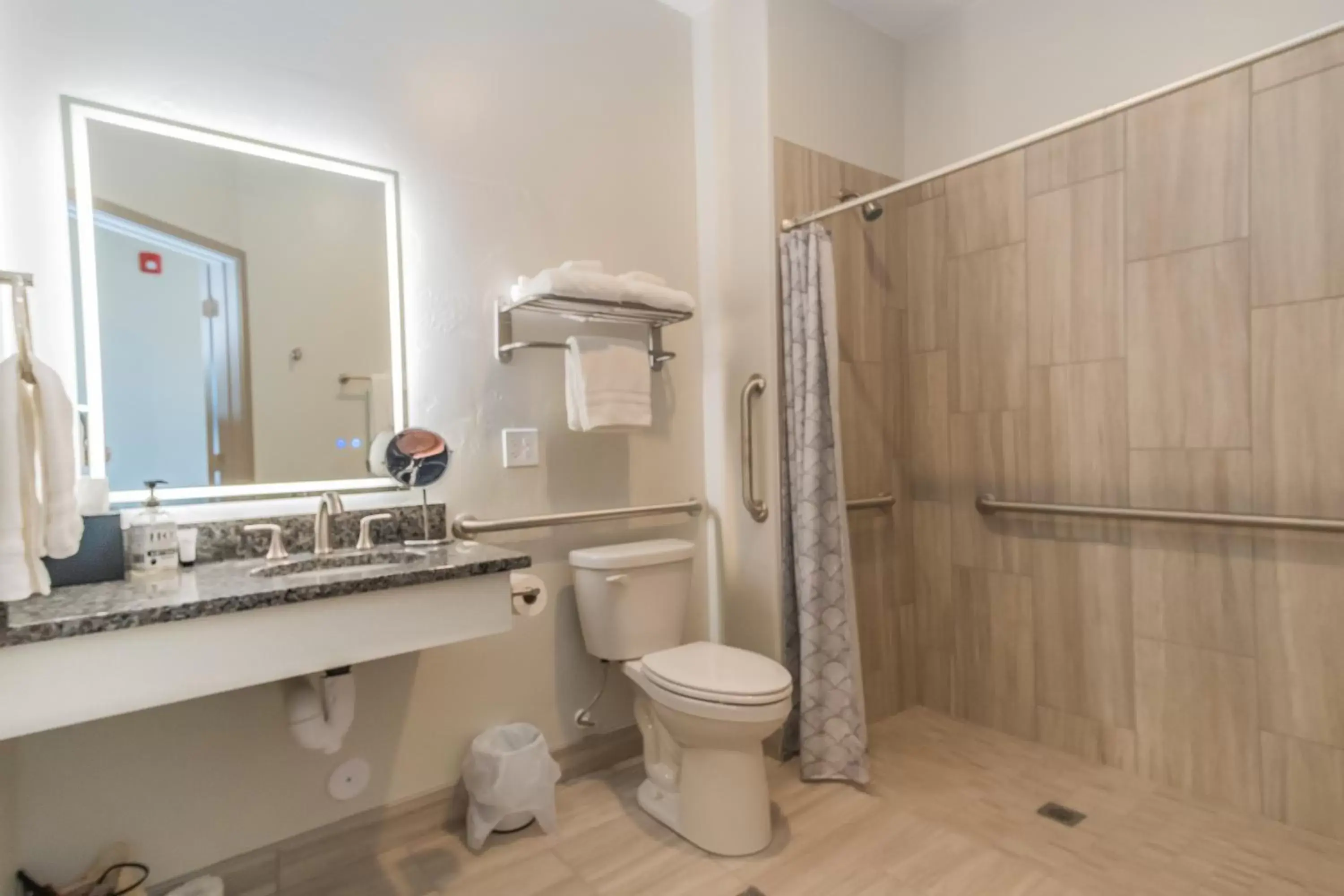 Shower, Bathroom in South Zion Inn and Suites