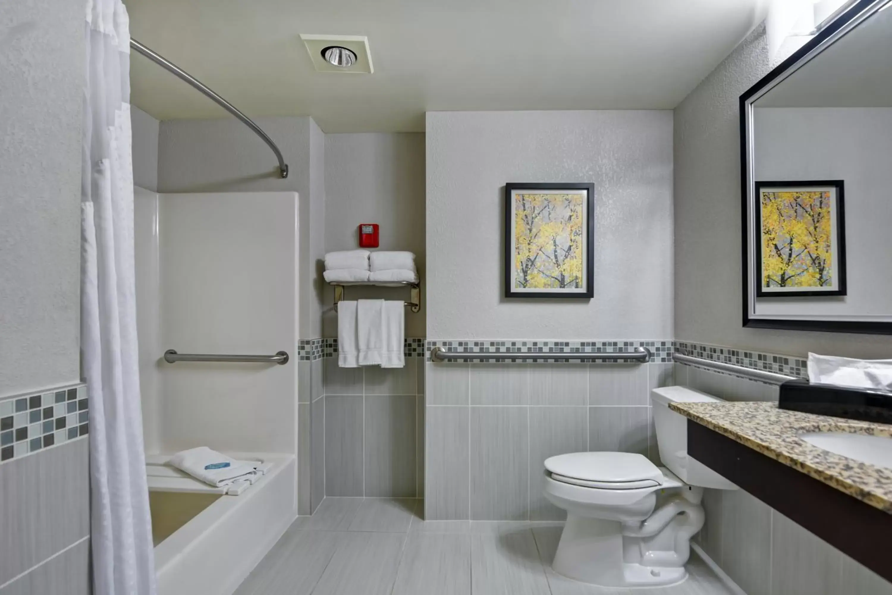 Bathroom in Holiday Inn Express Hotel & Suites Milwaukee-New Berlin, an IHG Hotel