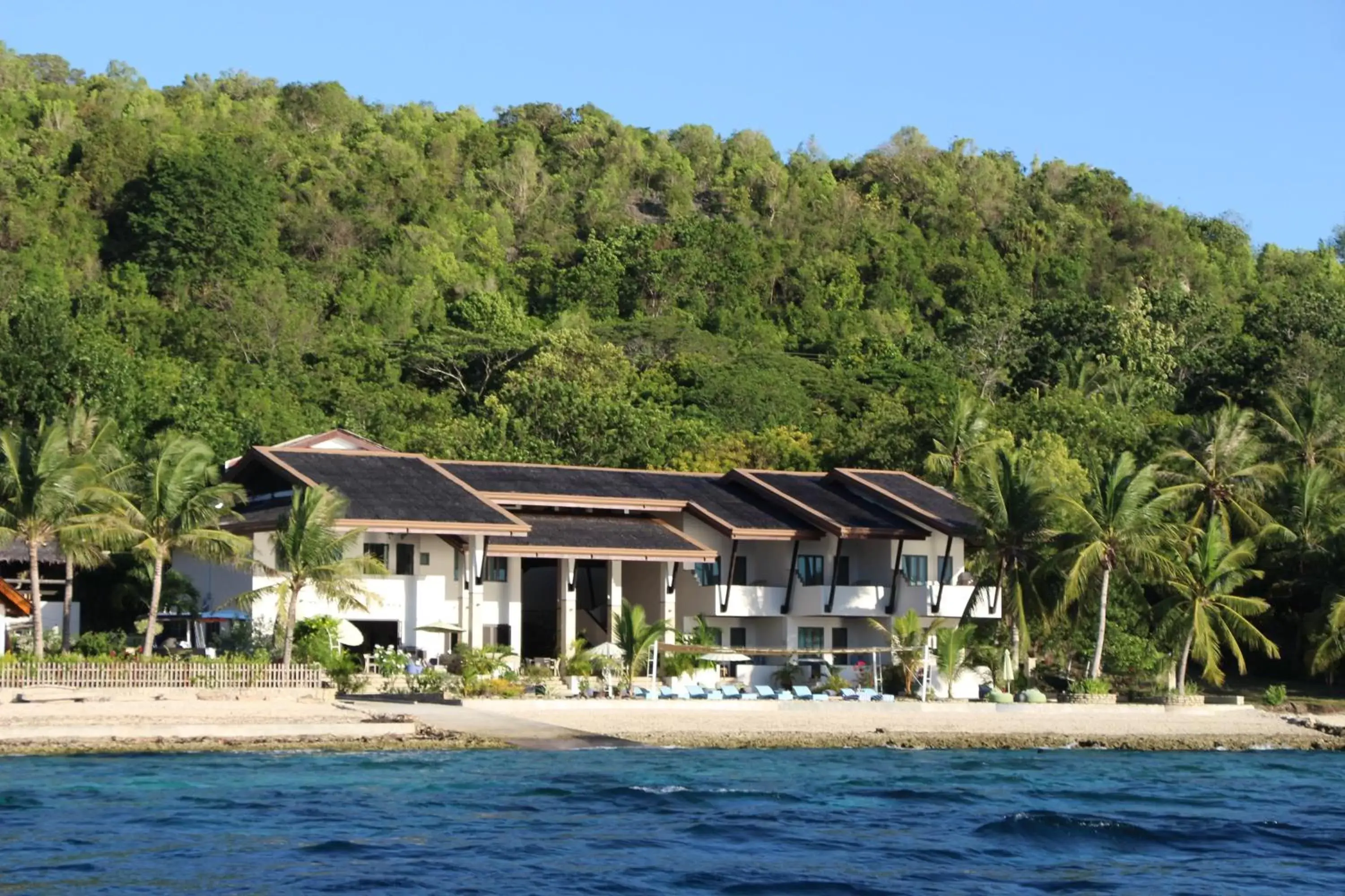 Property Building in Emoha Dive Resort