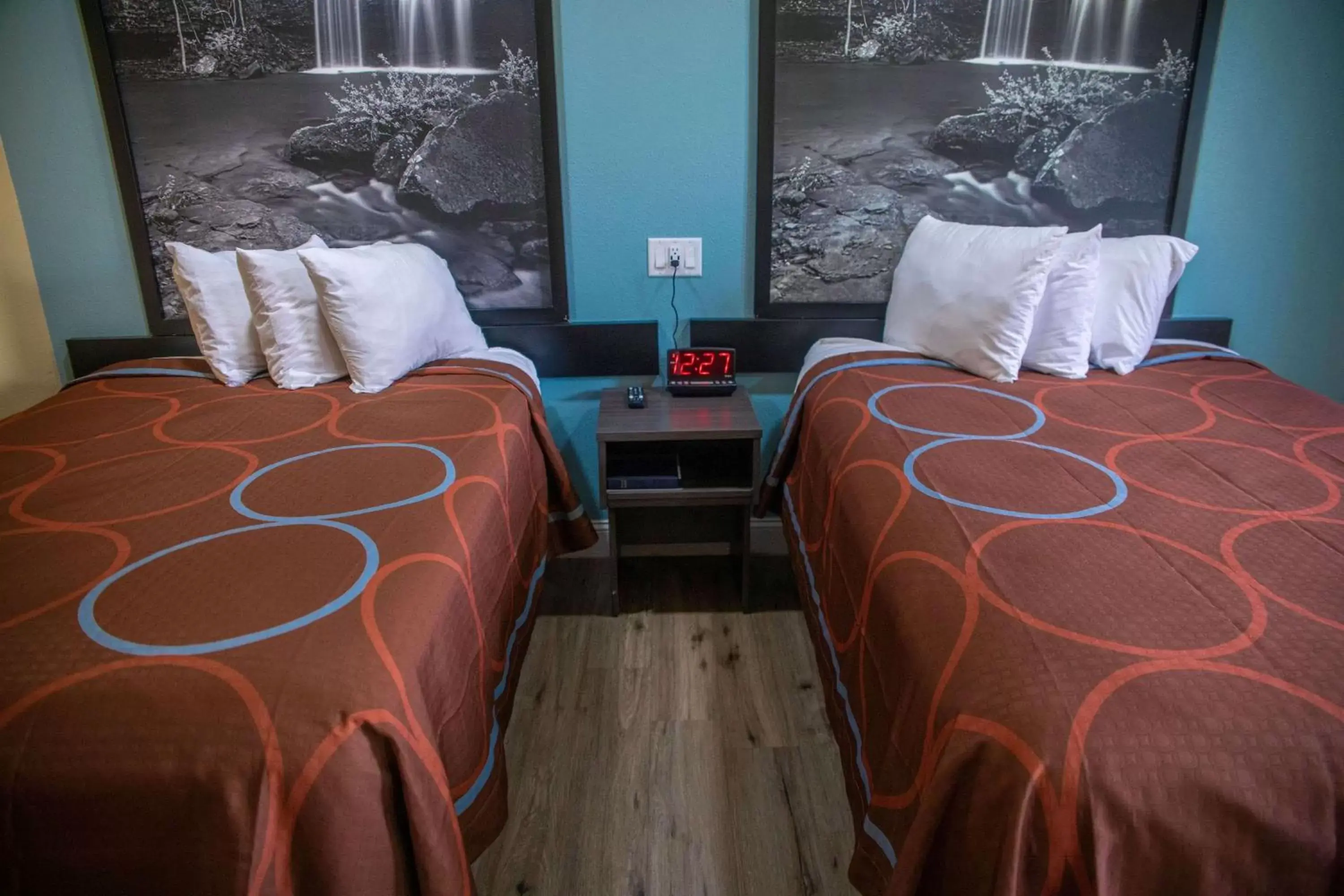 Bedroom, Bed in Super 8 by Wyndham Mountain Home Bedroom, Bed in Super 8 by Wyndham Mountain Home