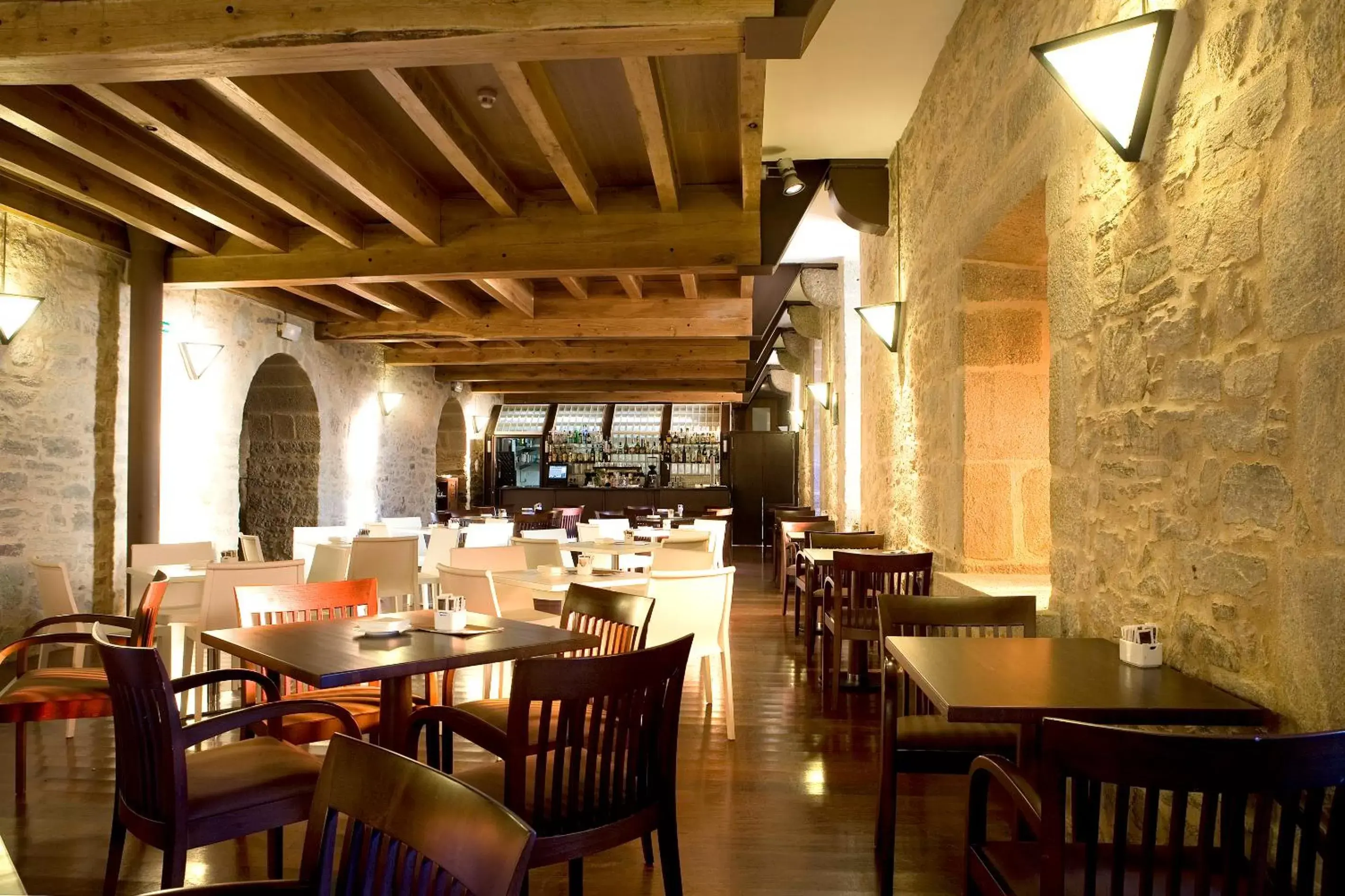 Lounge or bar in San Francisco Hotel Monumento Lounge or bar in San Francisco Hotel Monumento