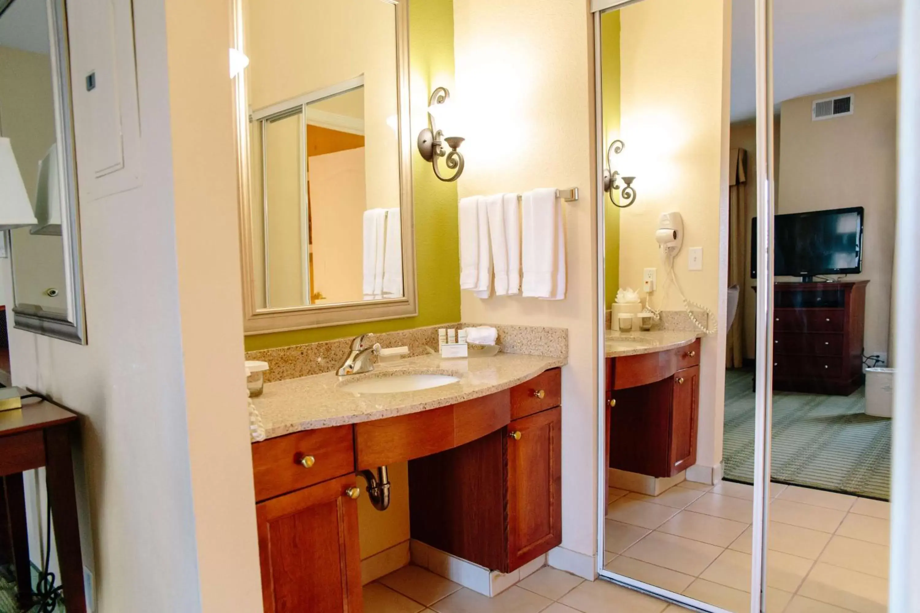 Bathroom in Homewood Suites by Hilton College Station