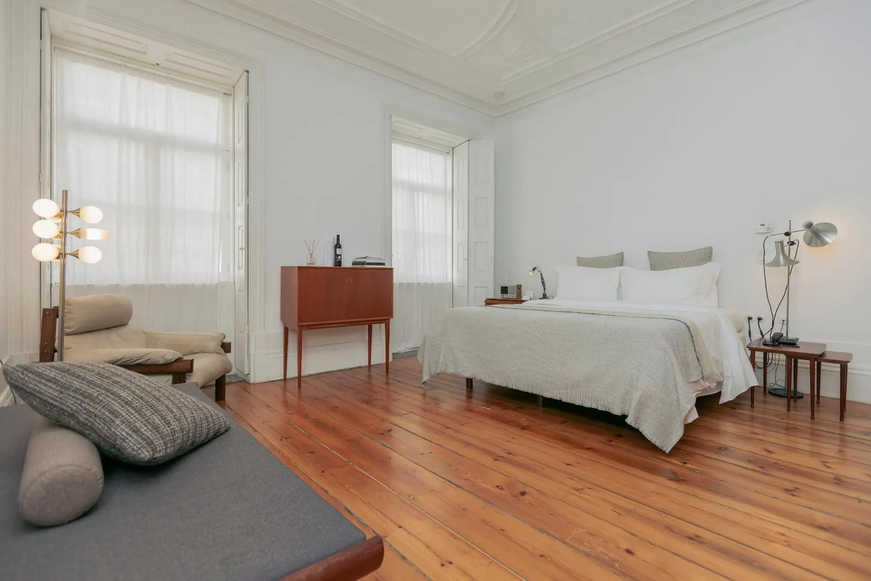 Seating area, Bed in Rosa Et Al Townhouse