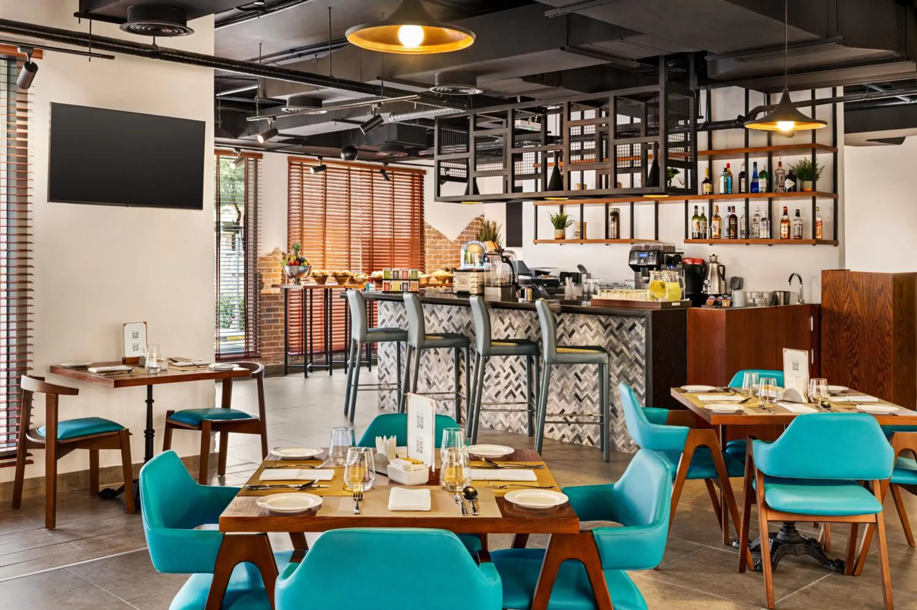 Restaurant/Places to Eat in Wyndham Residences The Palm
