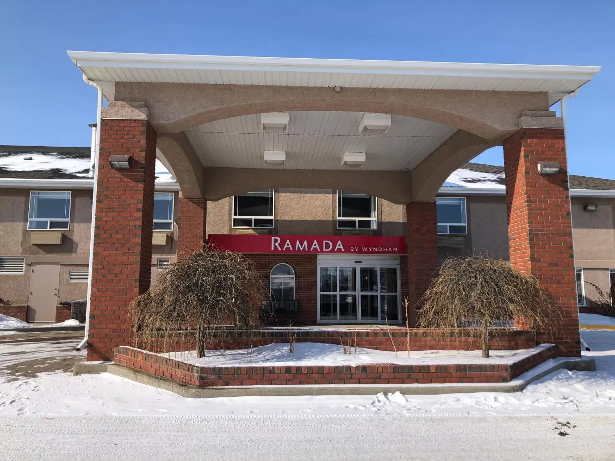 Facade/entrance, Property Building in Ramada by Wyndham Ponoka