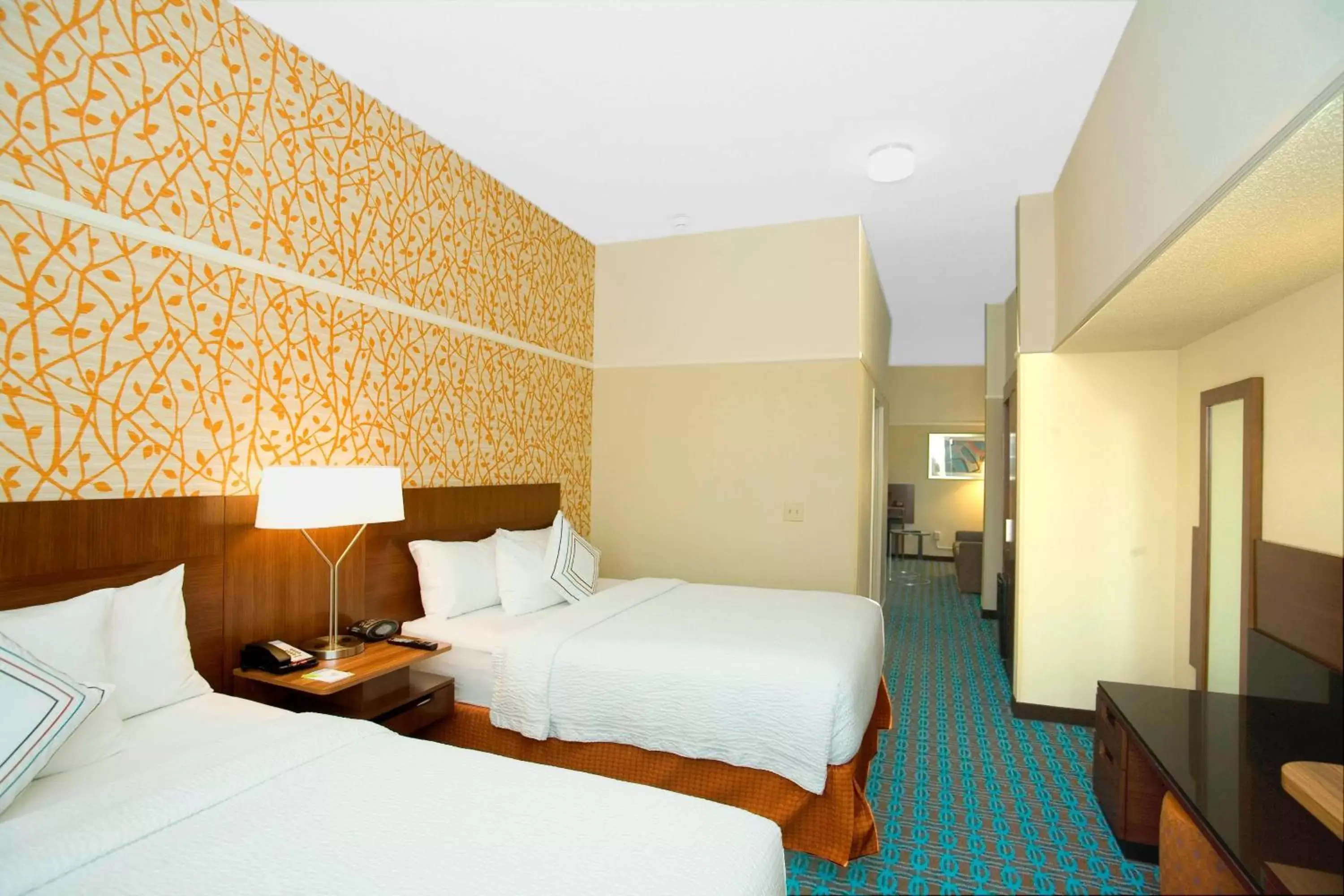Photo of the whole room, Bed in Fairfield Inn & Suites by Marriott Chesapeake Suffolk