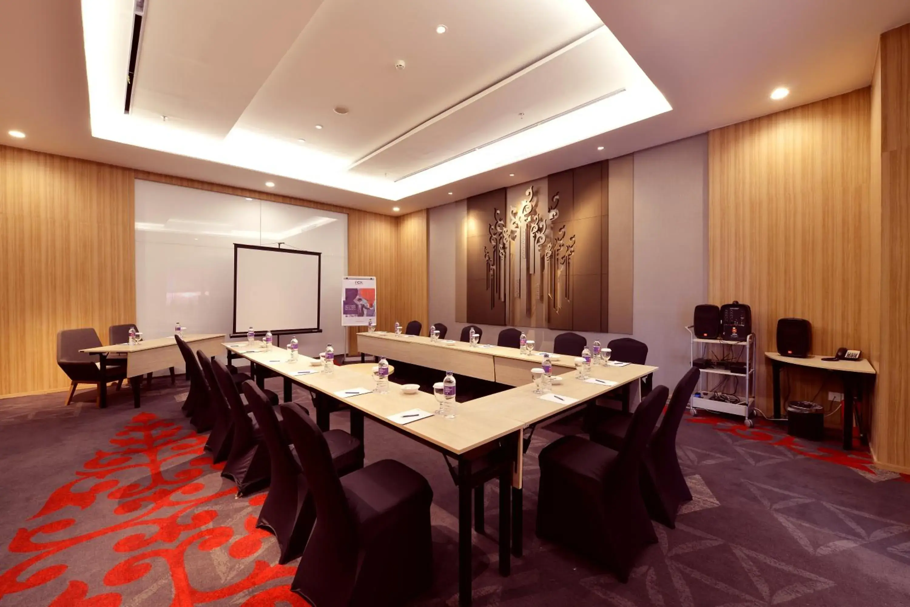 Meeting/conference room in FOX Hotel Pekanbaru