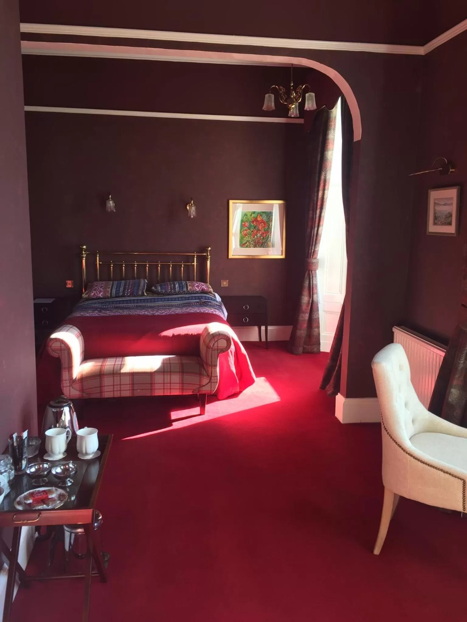 Photo of the whole room, Bed in Moorlands