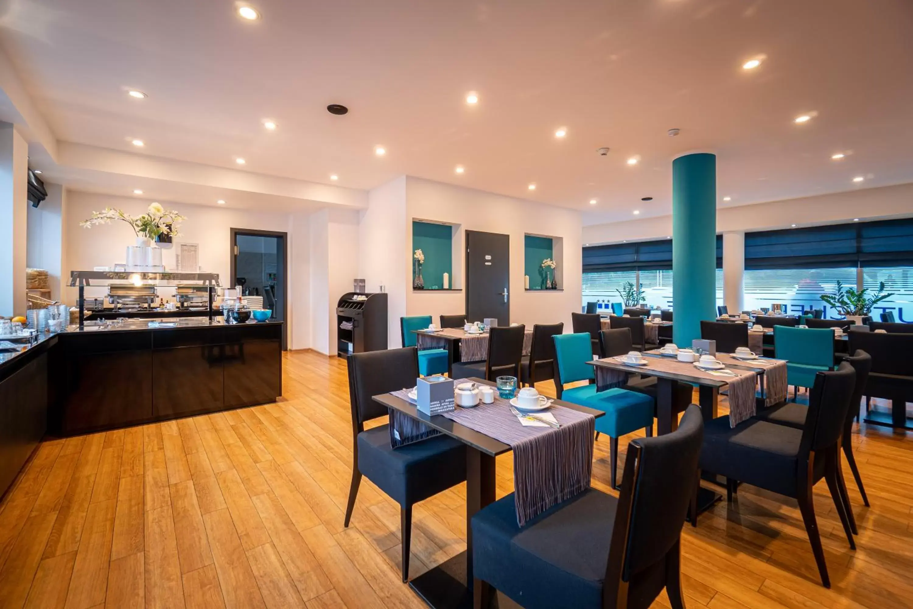 Breakfast in Hotel Deutscher Hof Breakfast in Hotel Deutscher Hof