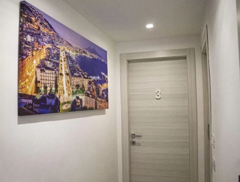 TV/Entertainment Center in Quelli del vesuvio