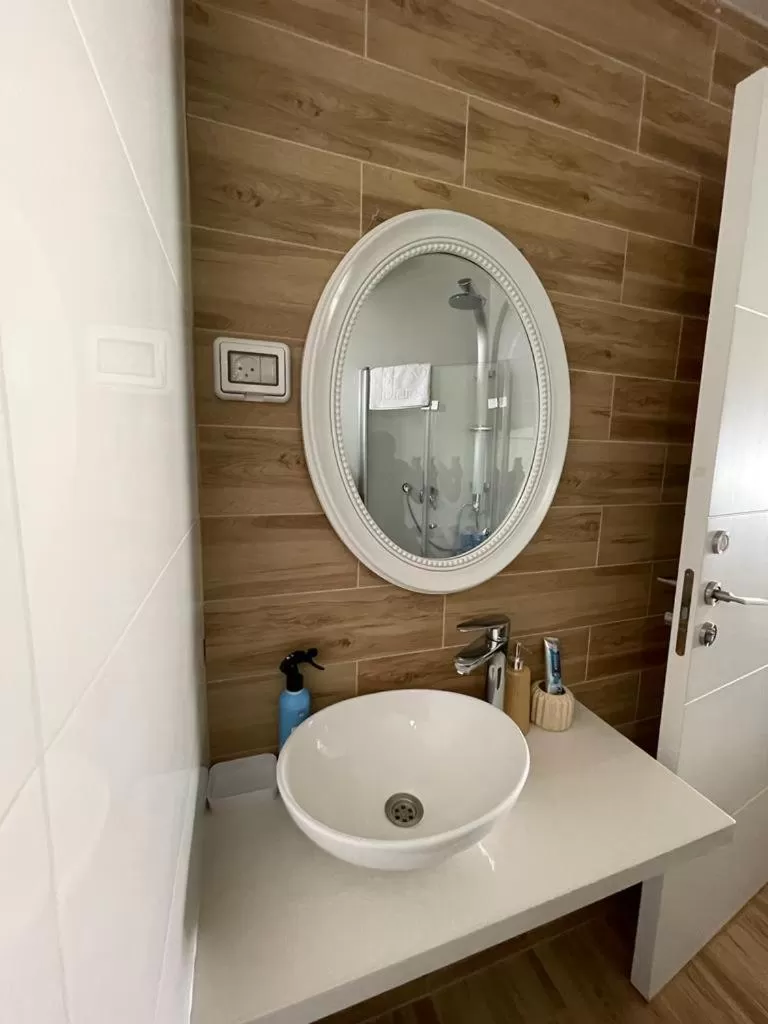 Bathroom in Lev Eilat Suites