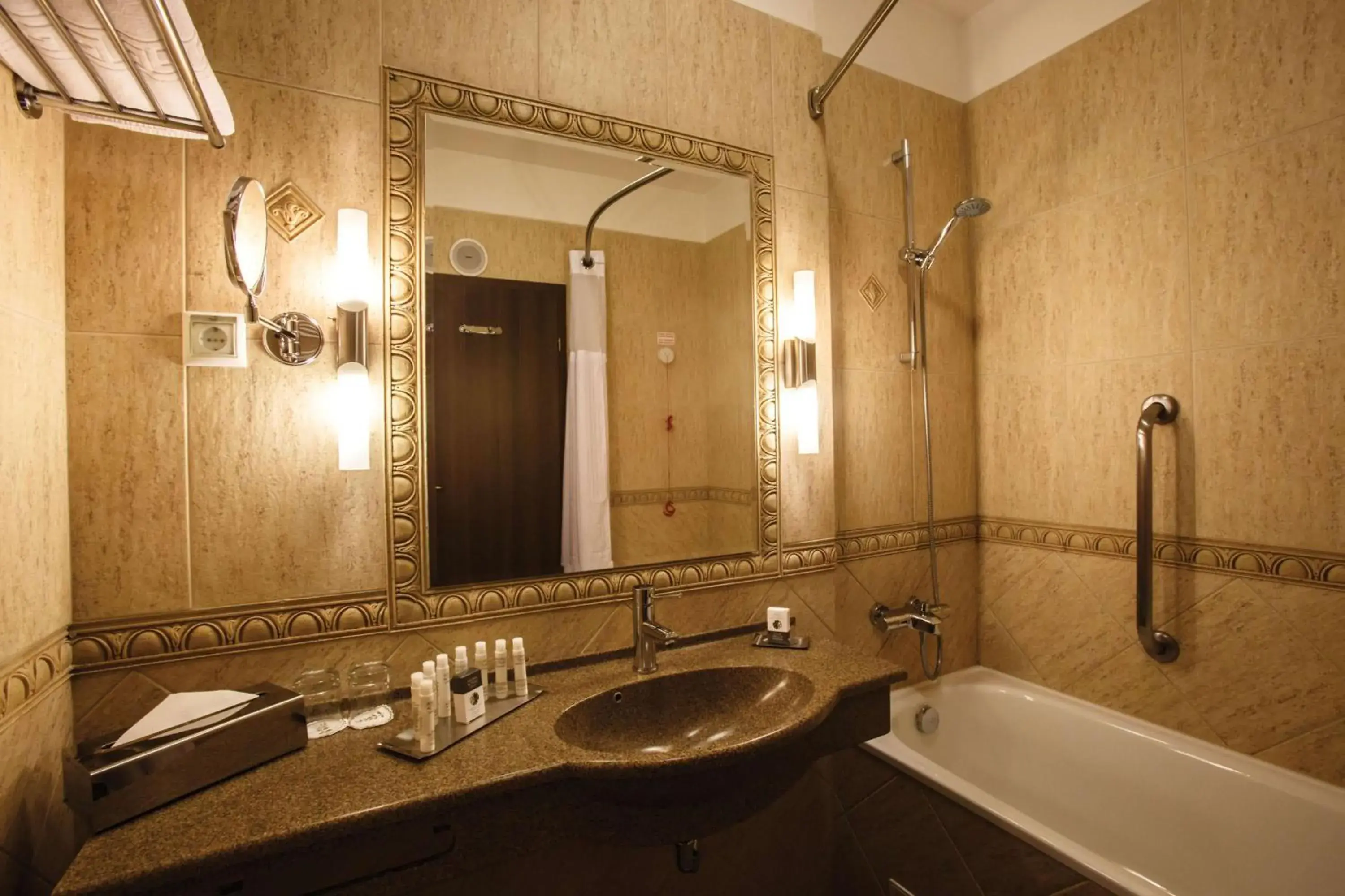 Bathroom in DoubleTree by Hilton Sighisoara