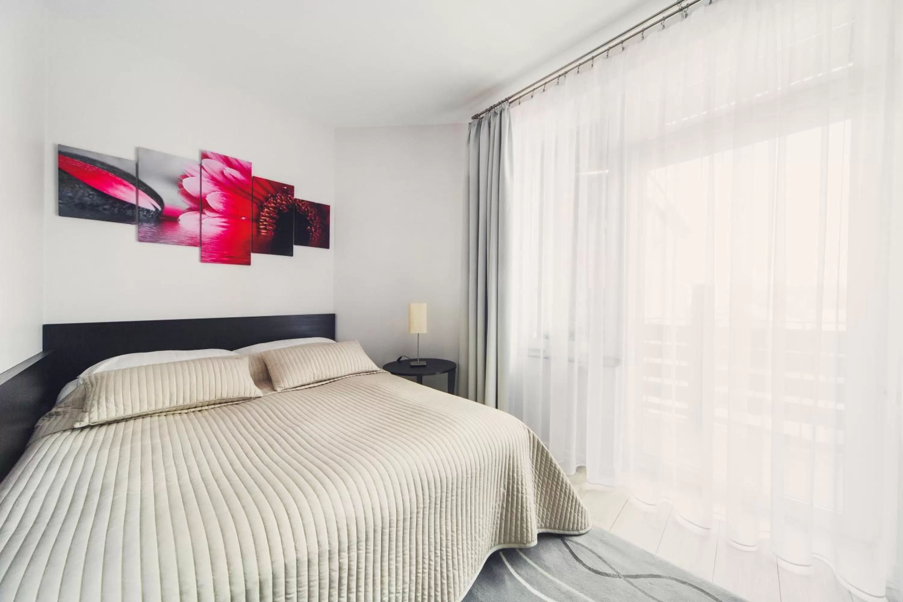 Bedroom, Bed in 4Seasons﻿ Apartments Cracow