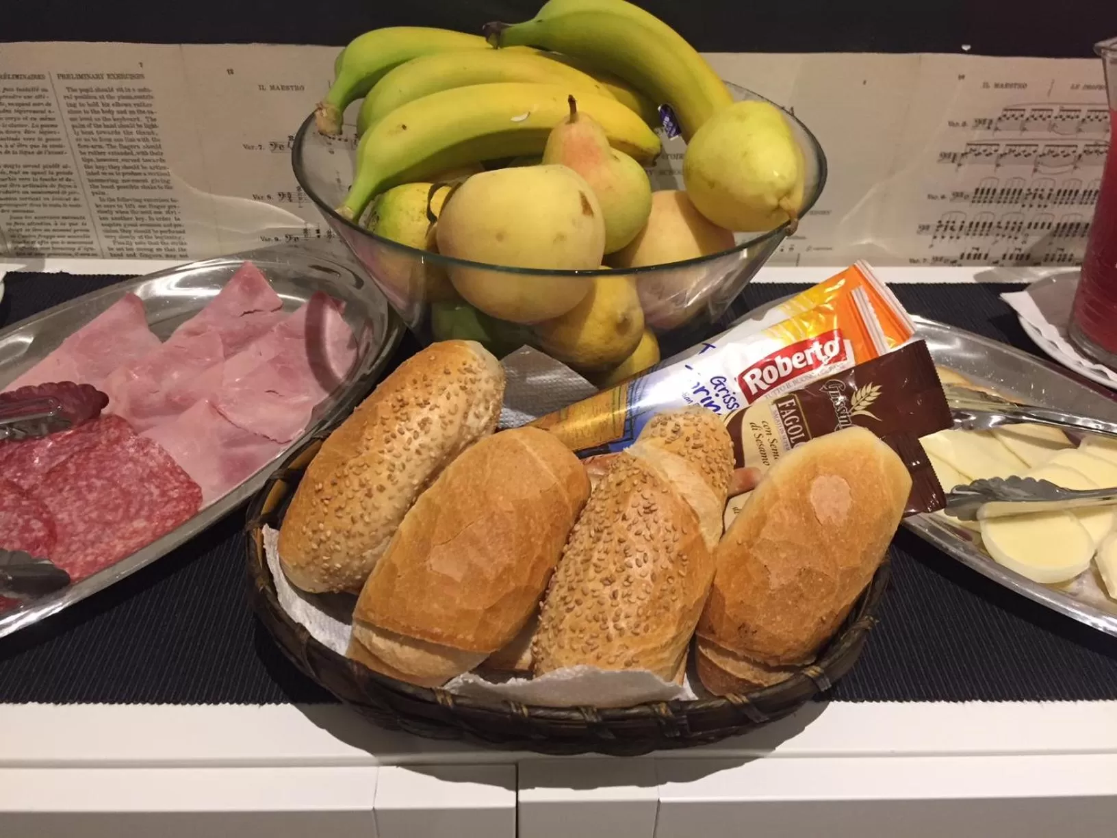 Breakfast in L'Opera Buffa