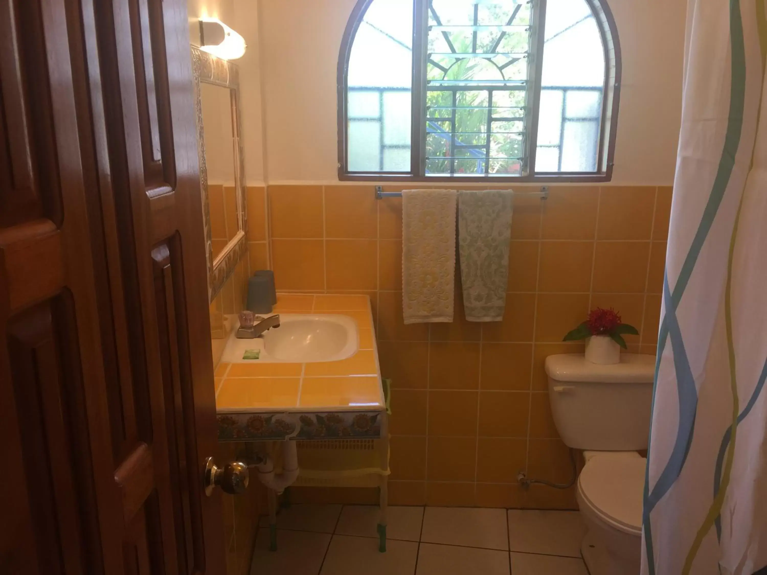 Toilet, Bathroom in La Perlita